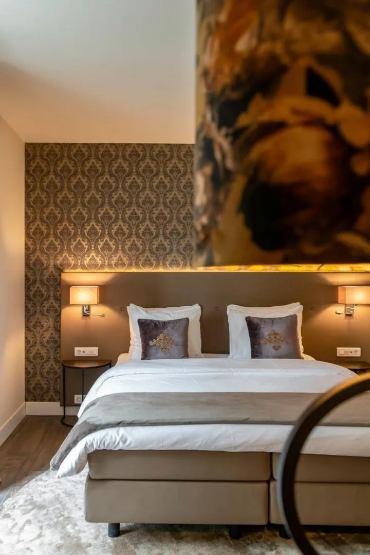 Bed in KerkHotel Biervliet