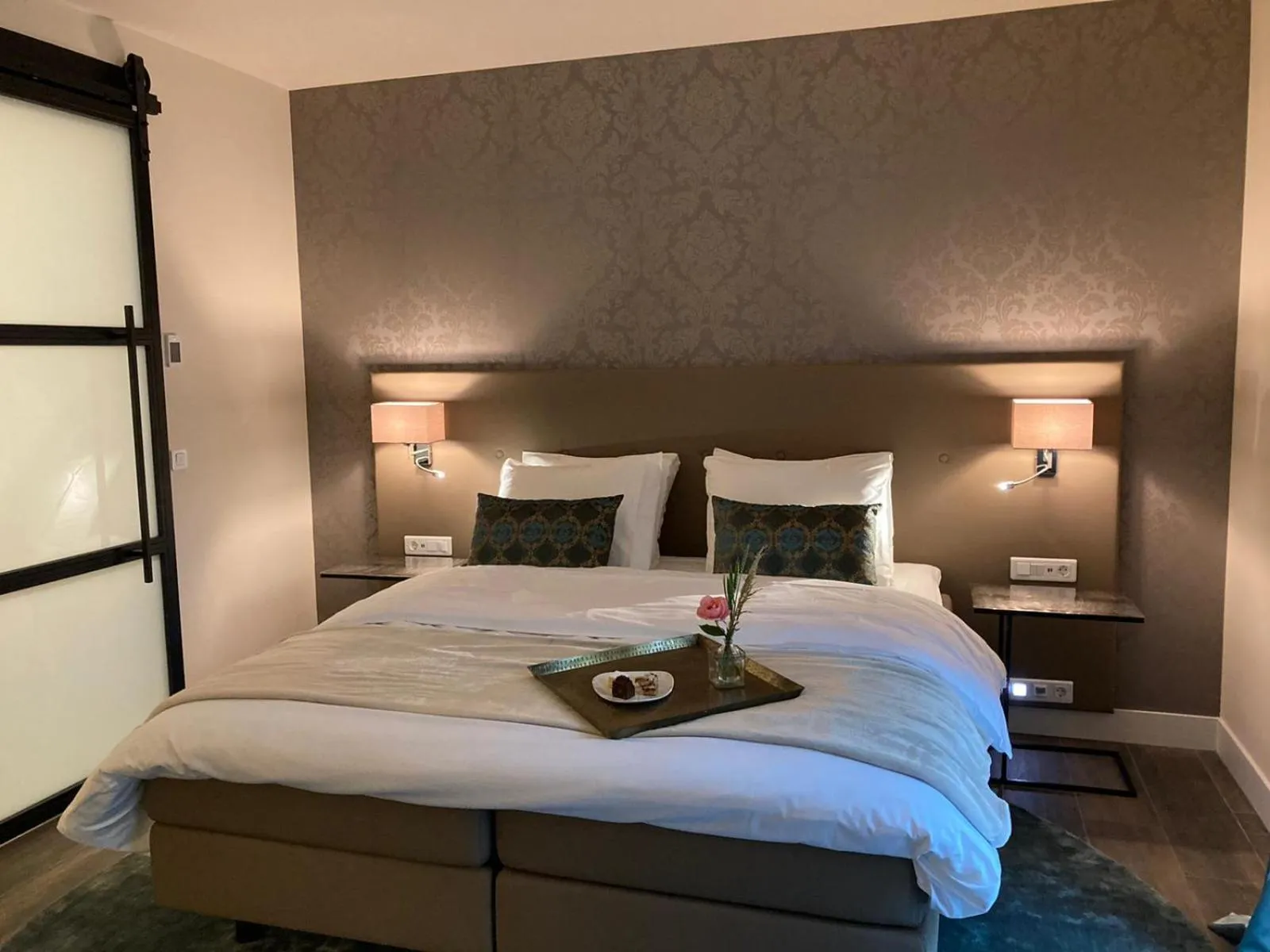 Bed in KerkHotel Biervliet