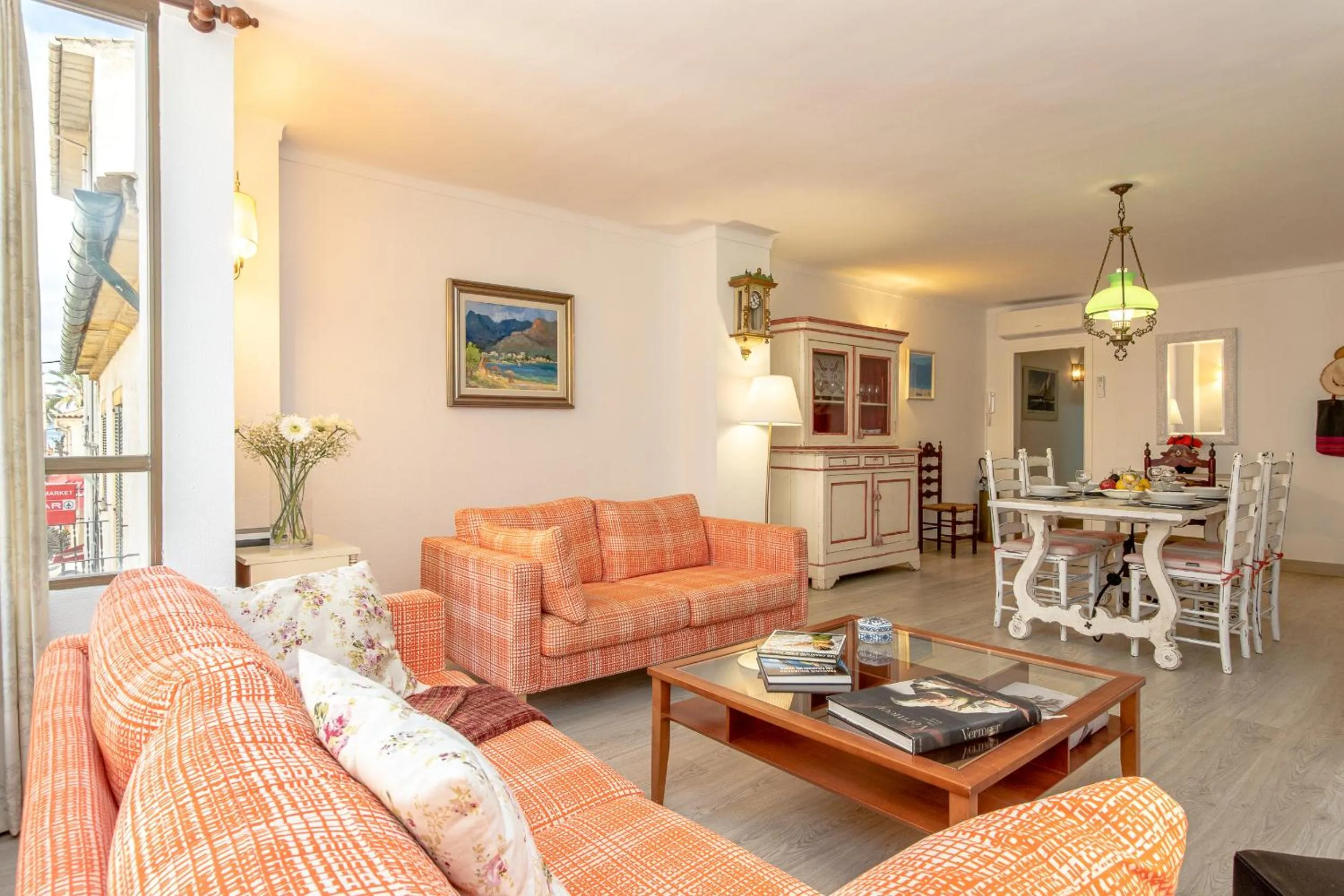 Living room in Apartment Almirall in Puerto Pollensa By homevillas360