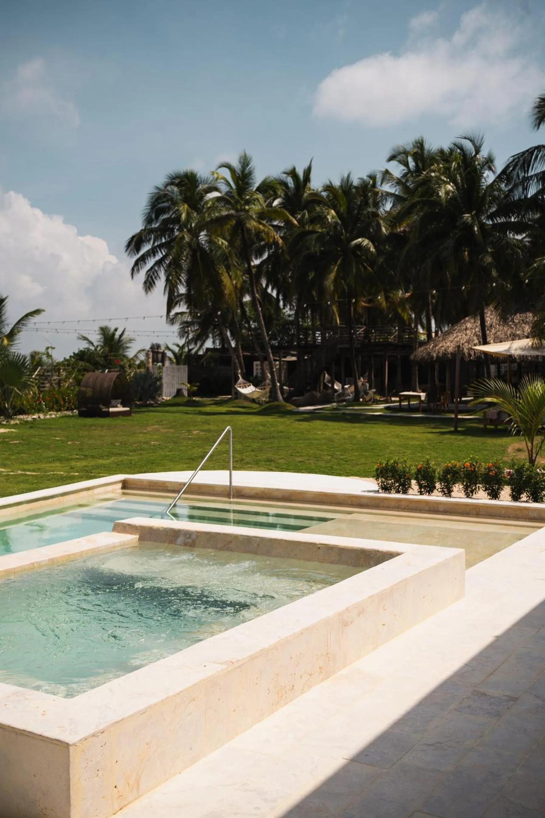 Swimming pool in Vista Mare Beach House