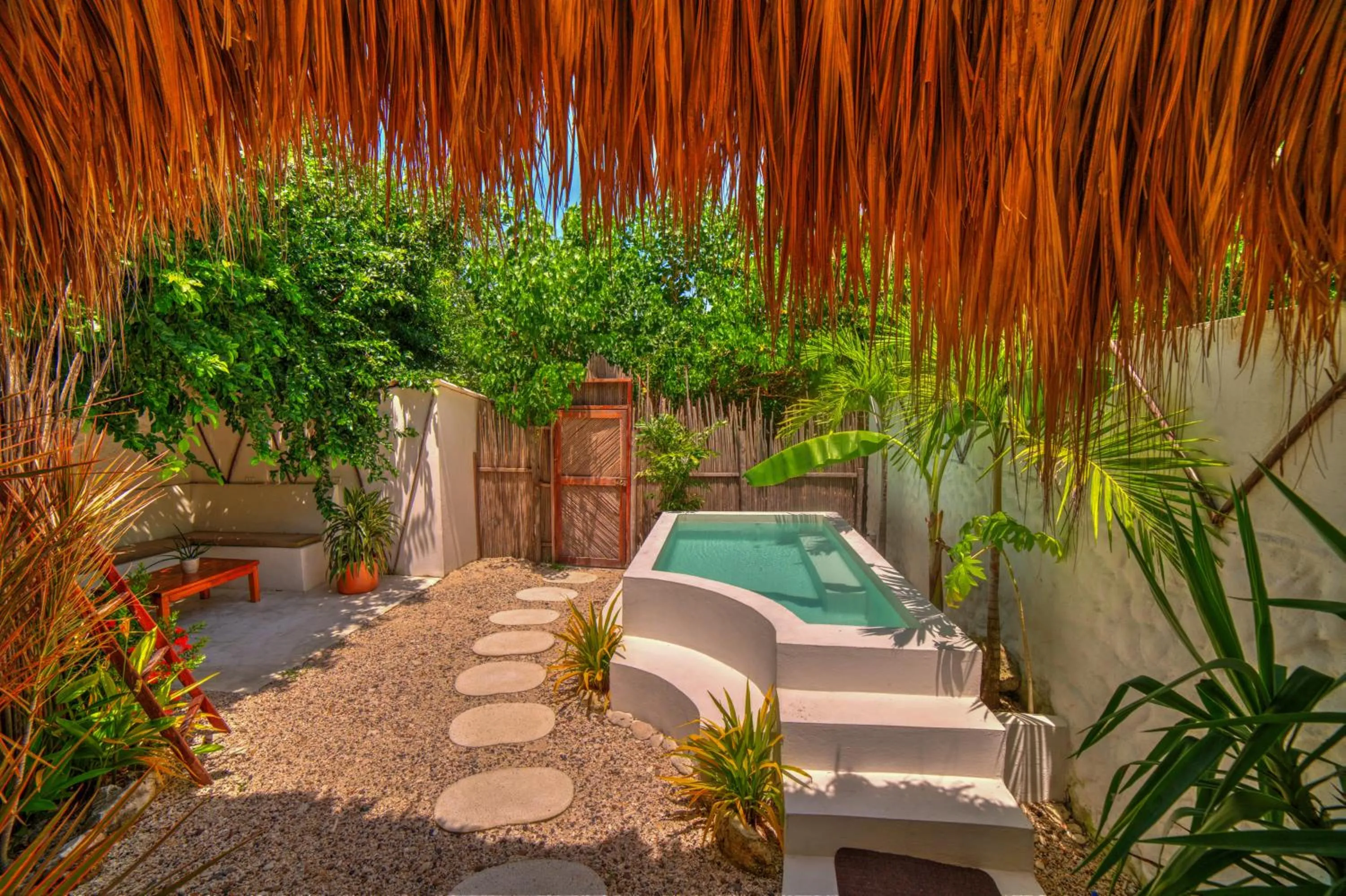Swimming pool in Vista Mare Beach House