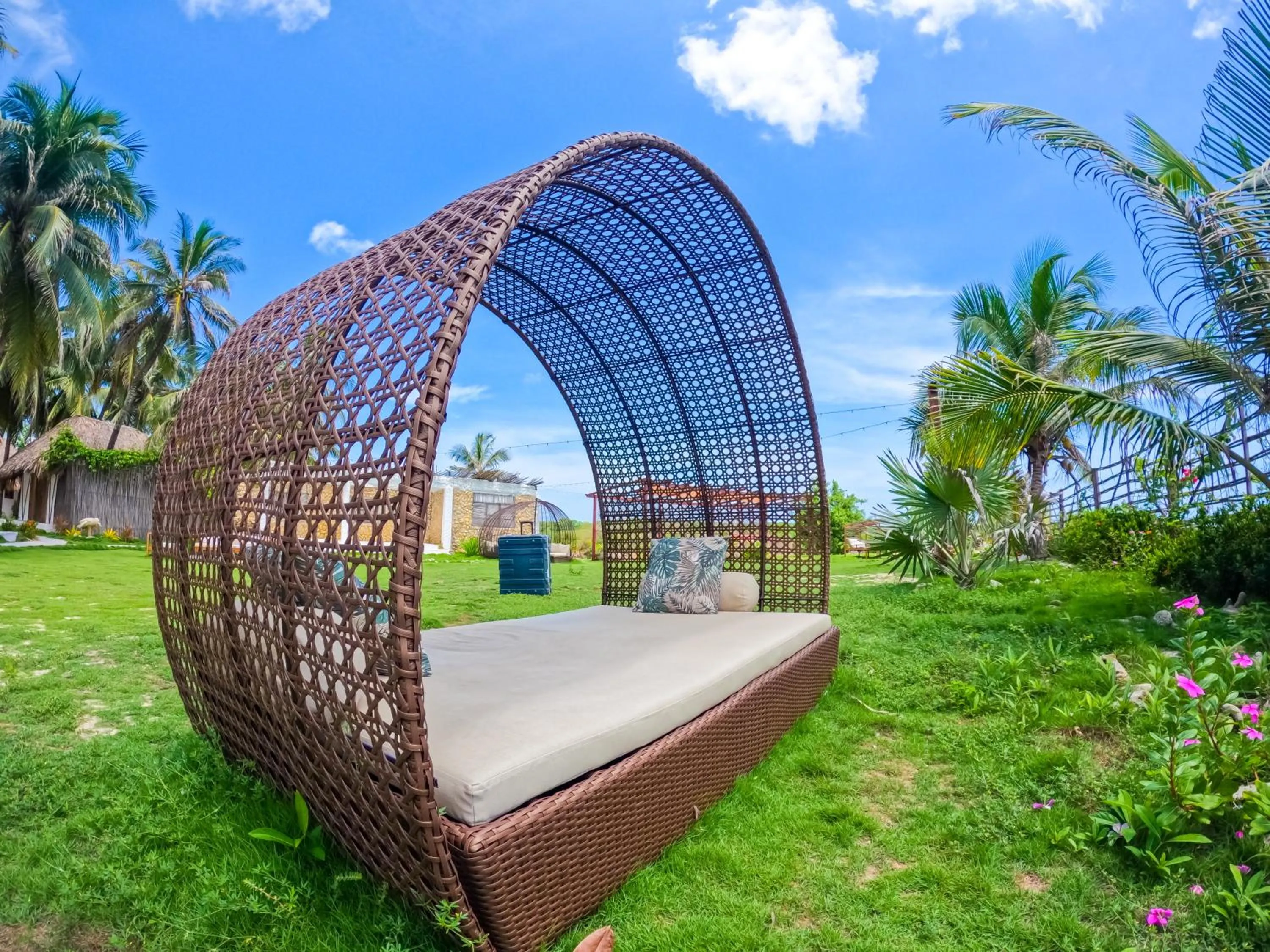 Area and facilities in Vista Mare Beach House