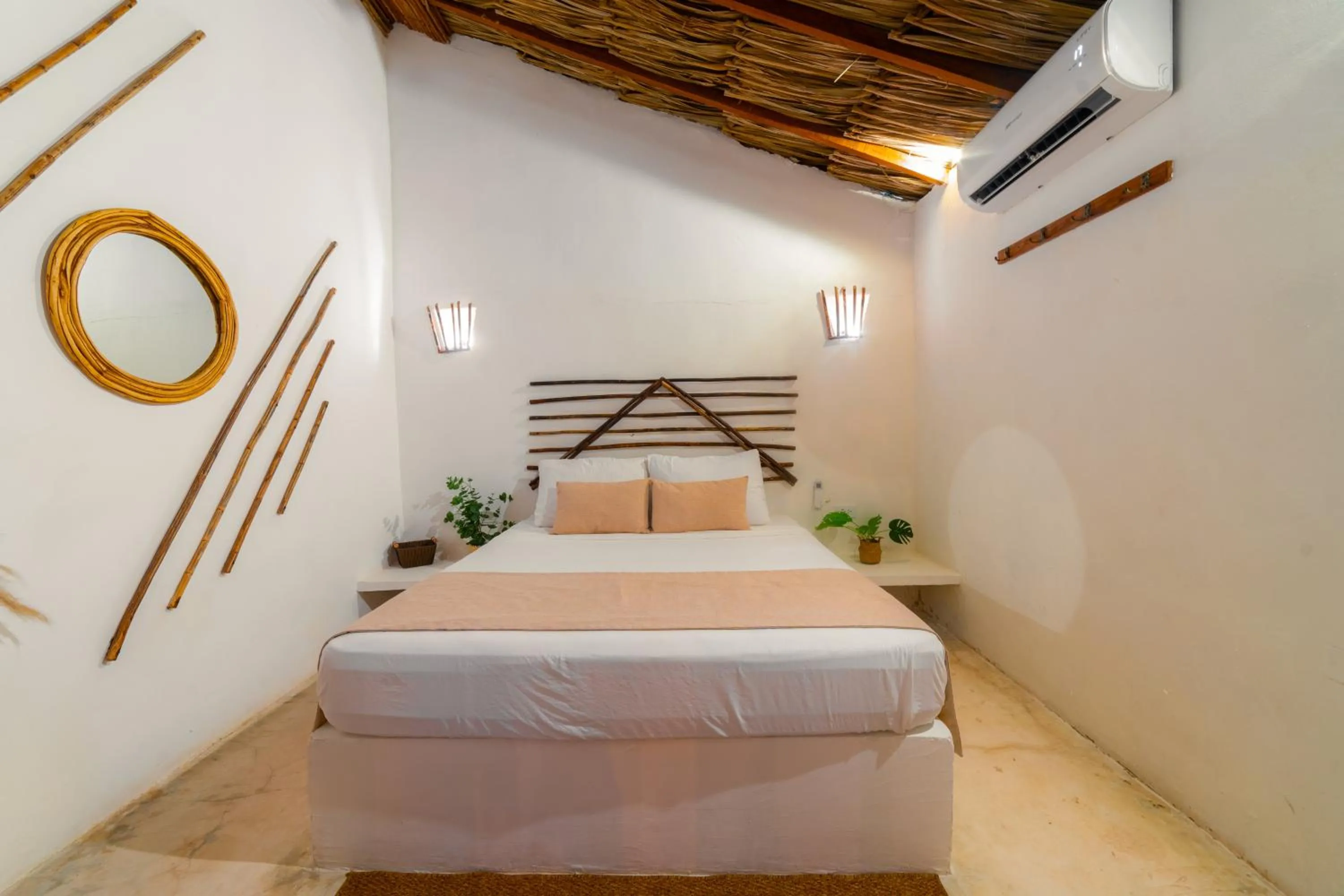 Bed in Vista Mare Beach House