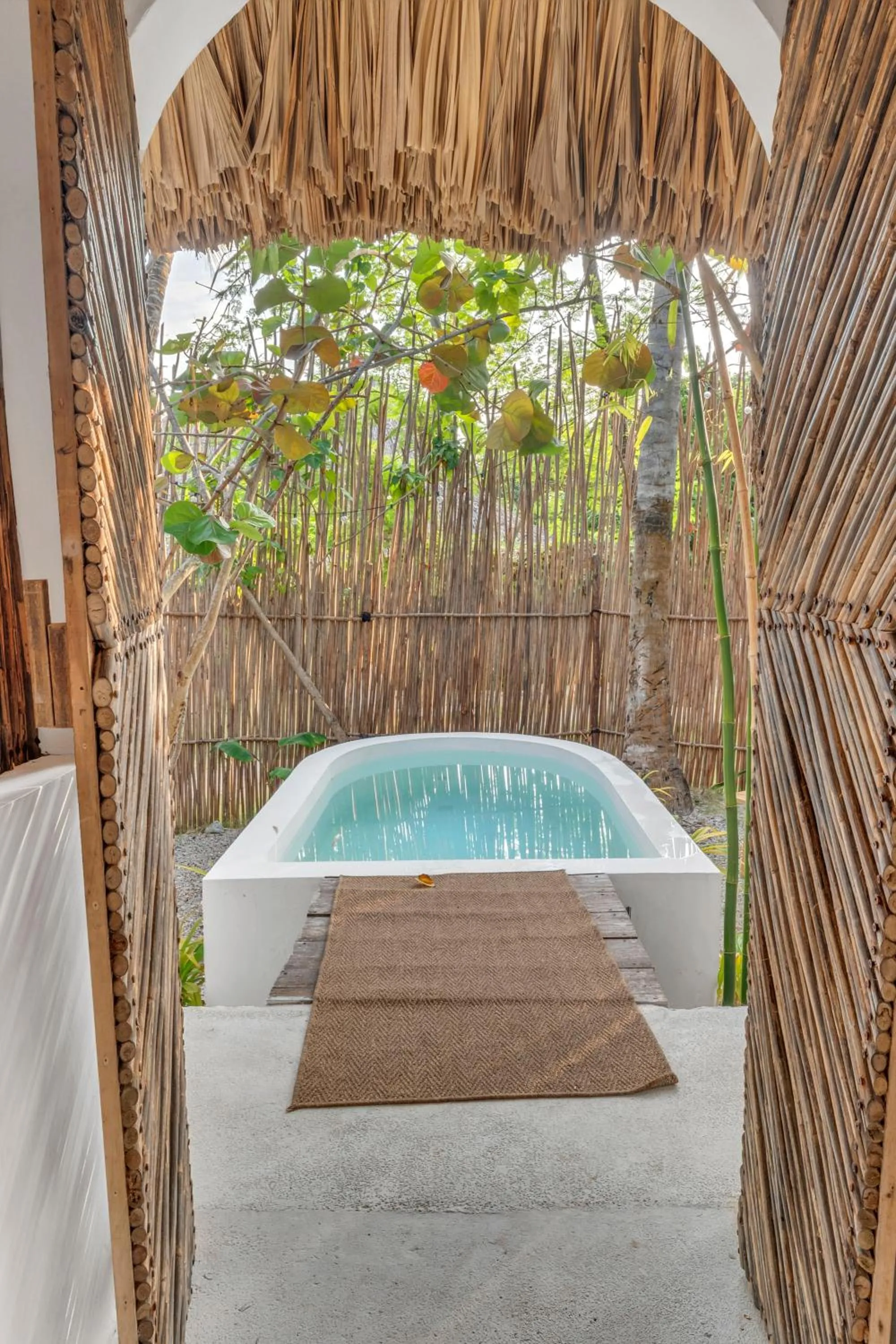 Swimming pool in Vista Mare Beach House