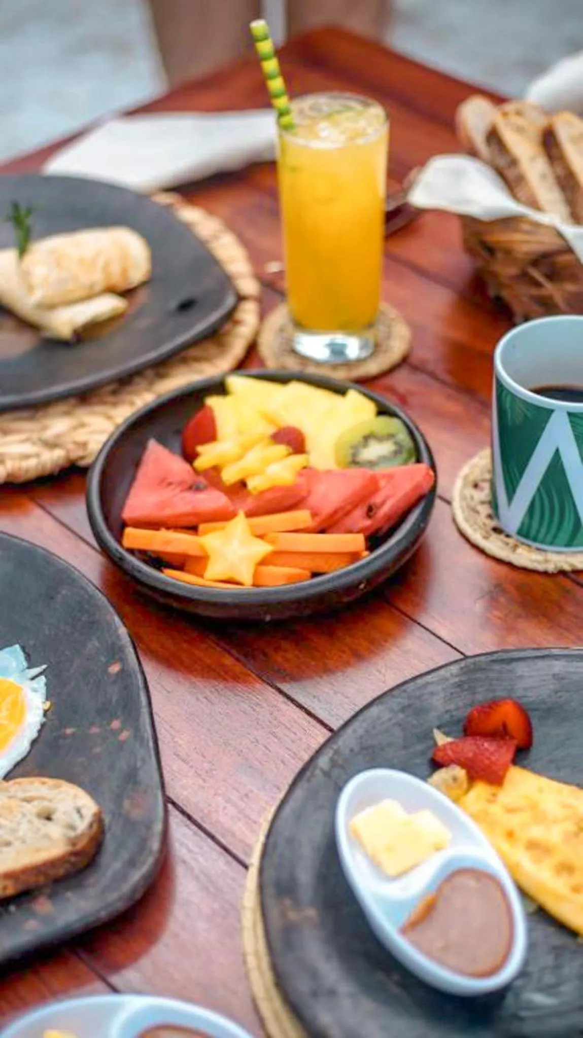 Breakfast in Vista Mare Beach House