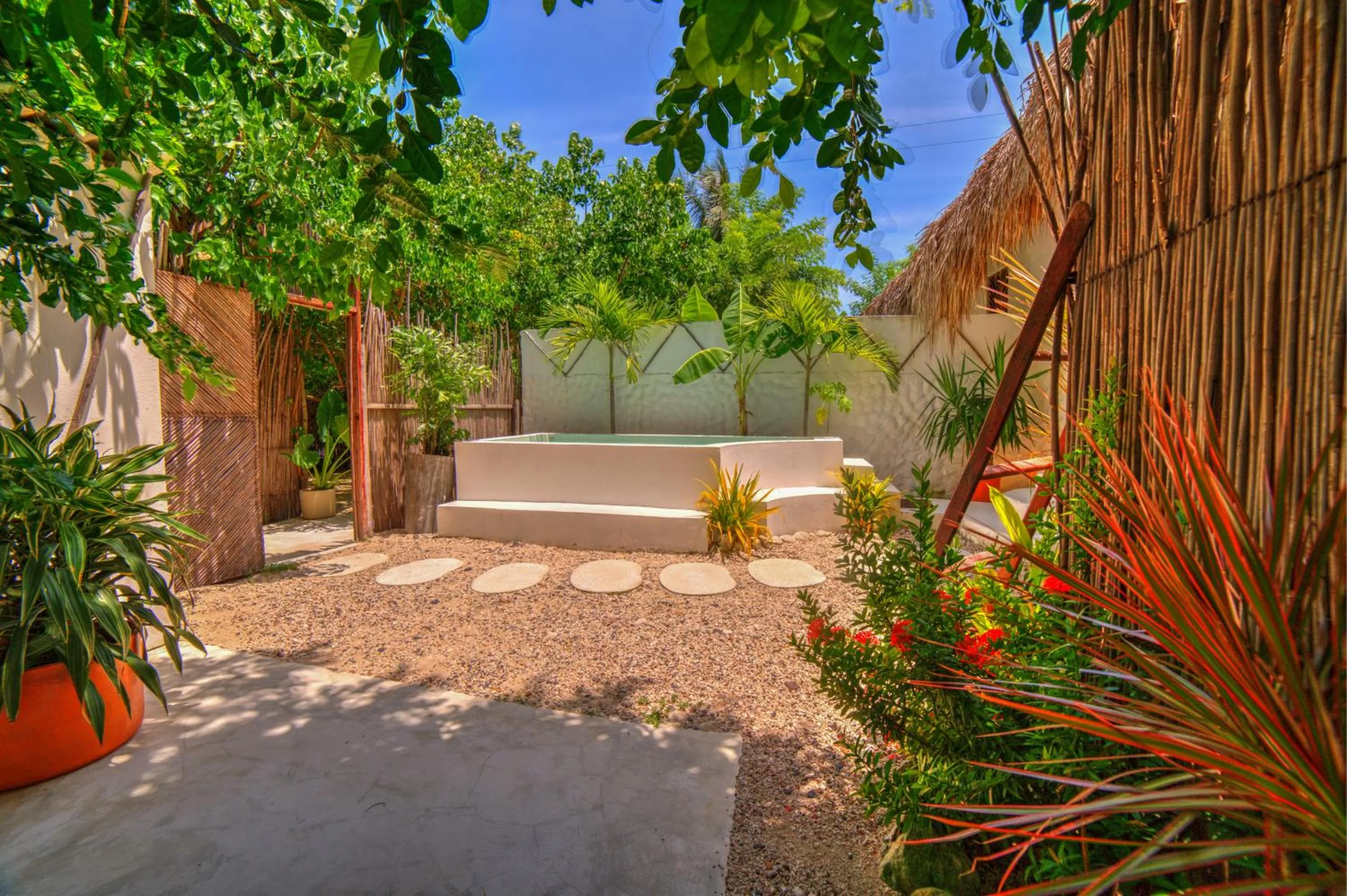 Garden view in Vista Mare Beach House