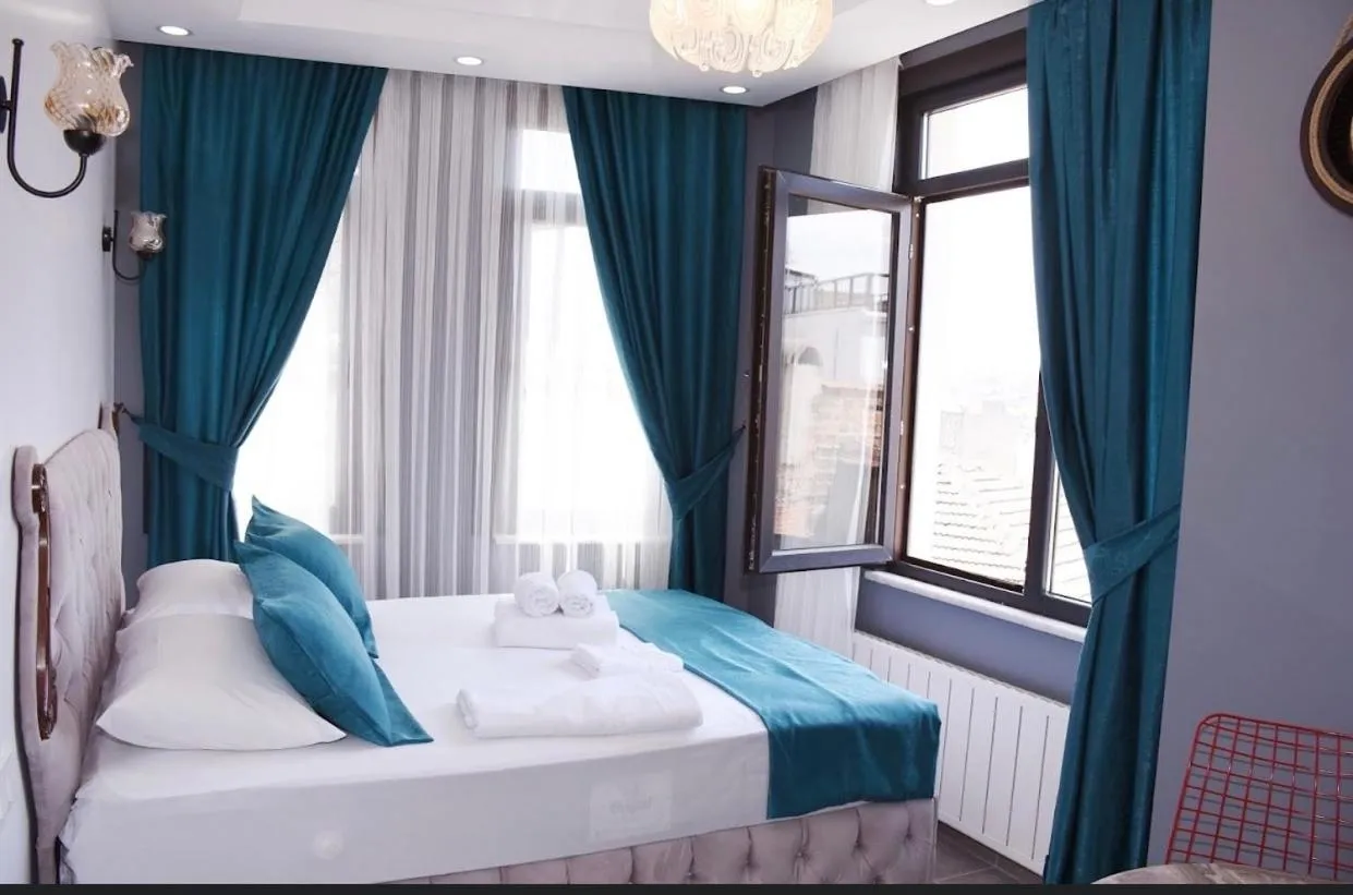 Bed in Galata Zade Luxury Boutique Hotel