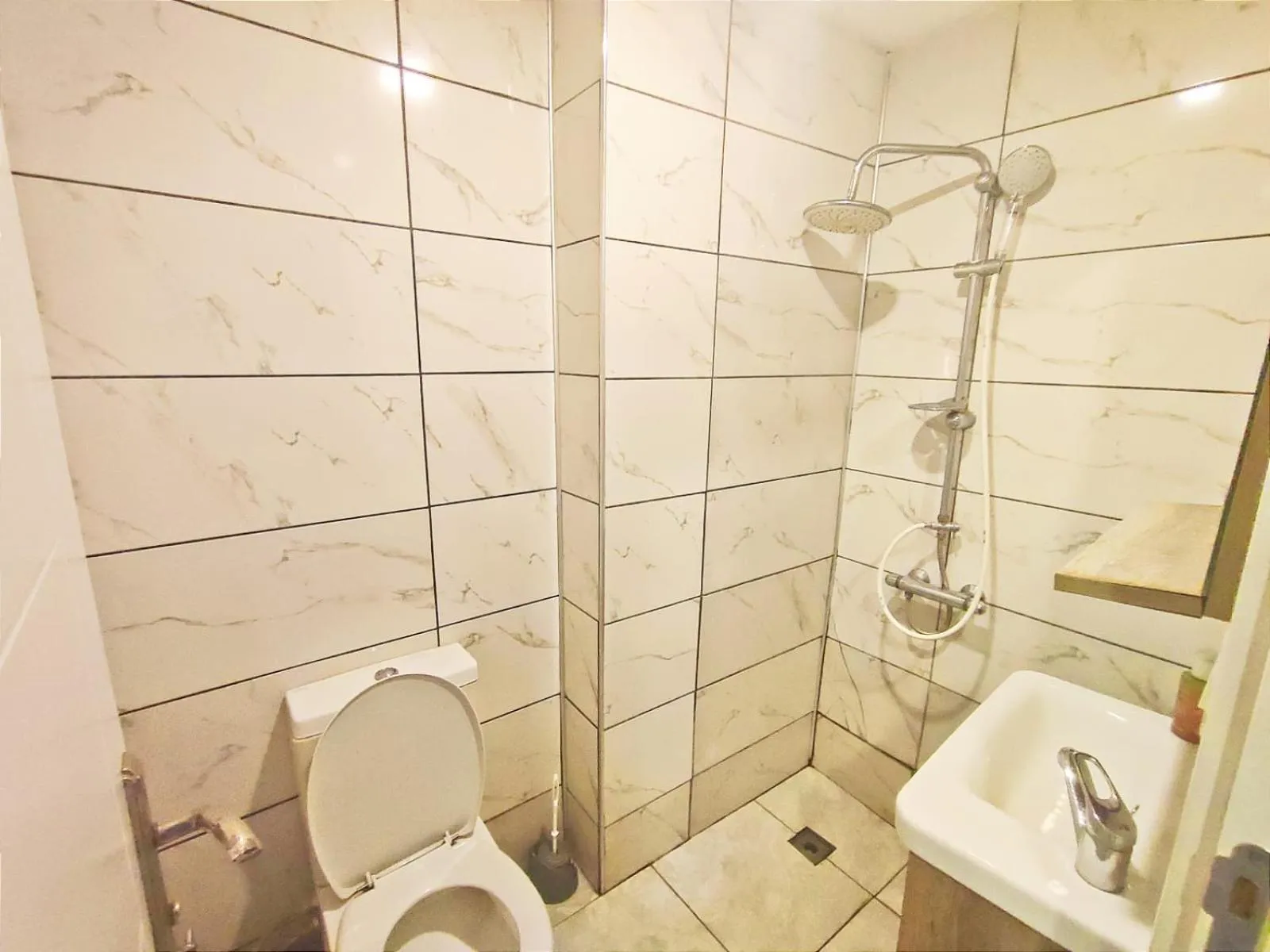 Shower in Galata Zade Luxury Boutique Hotel