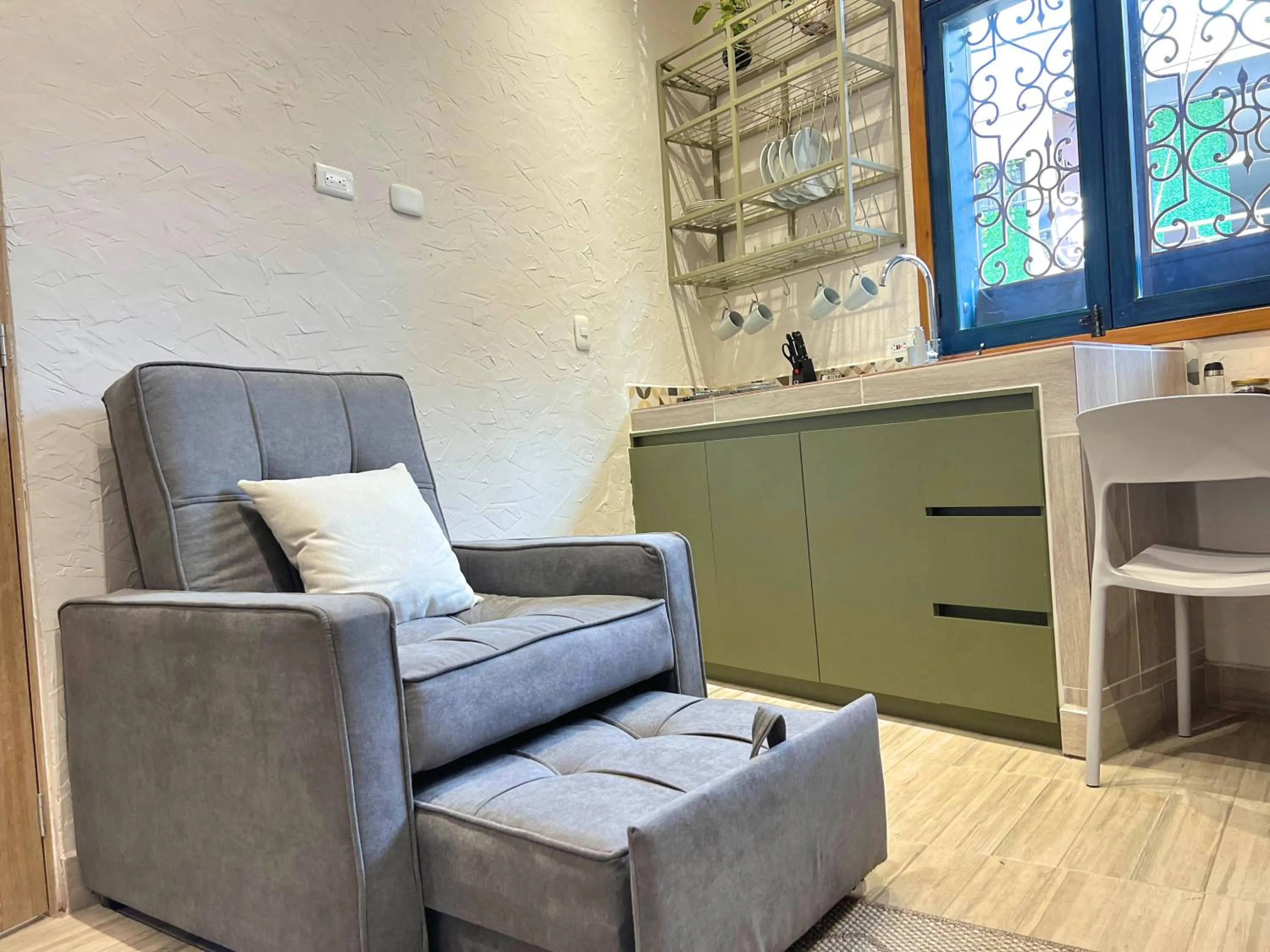 Kitchen or kitchenette in Zentrico Boutique