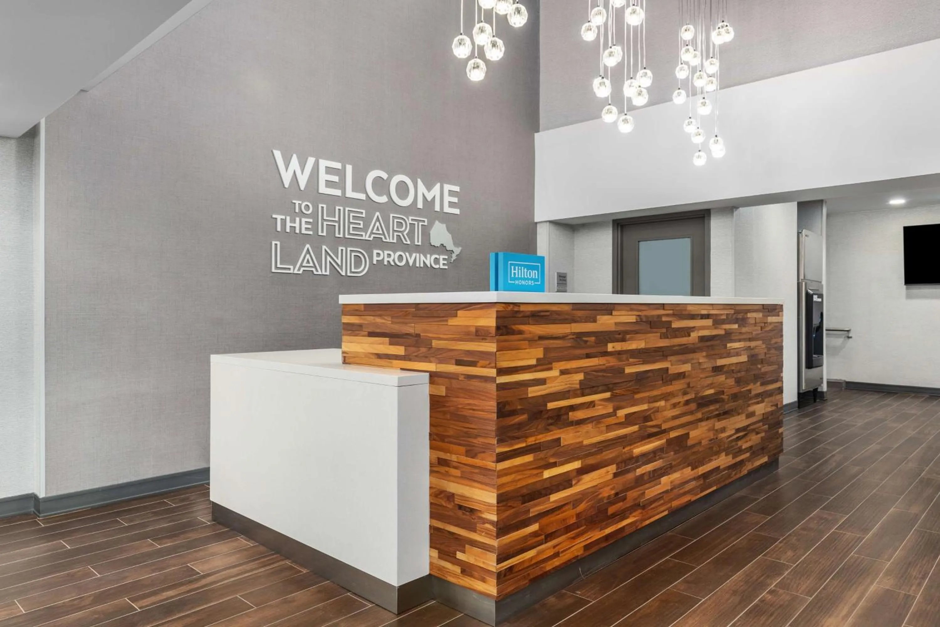 Lobby or reception in Hampton Inn & Suites by Hilton Toronto Downtown