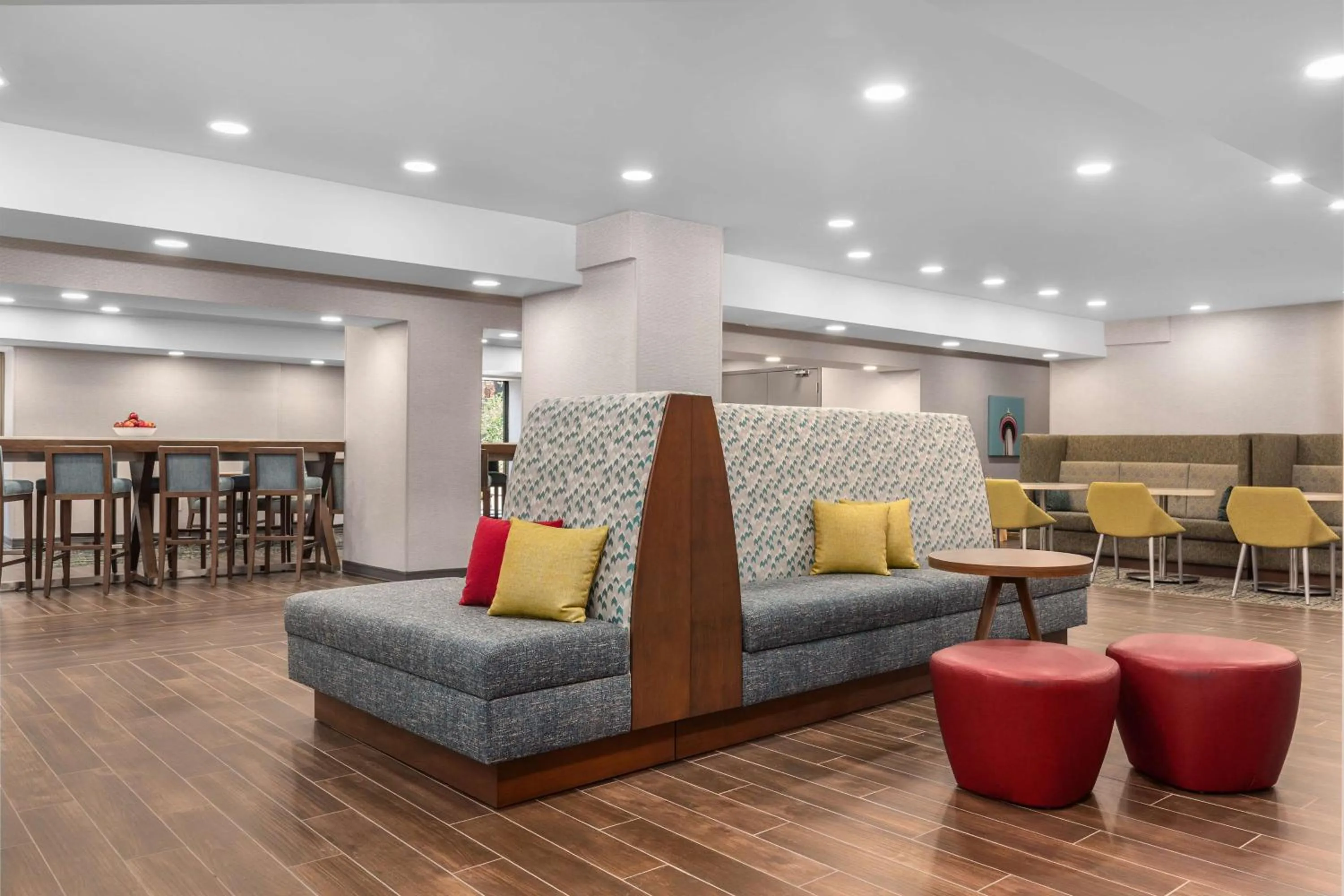 Lobby or reception in Hampton Inn & Suites by Hilton Toronto Downtown
