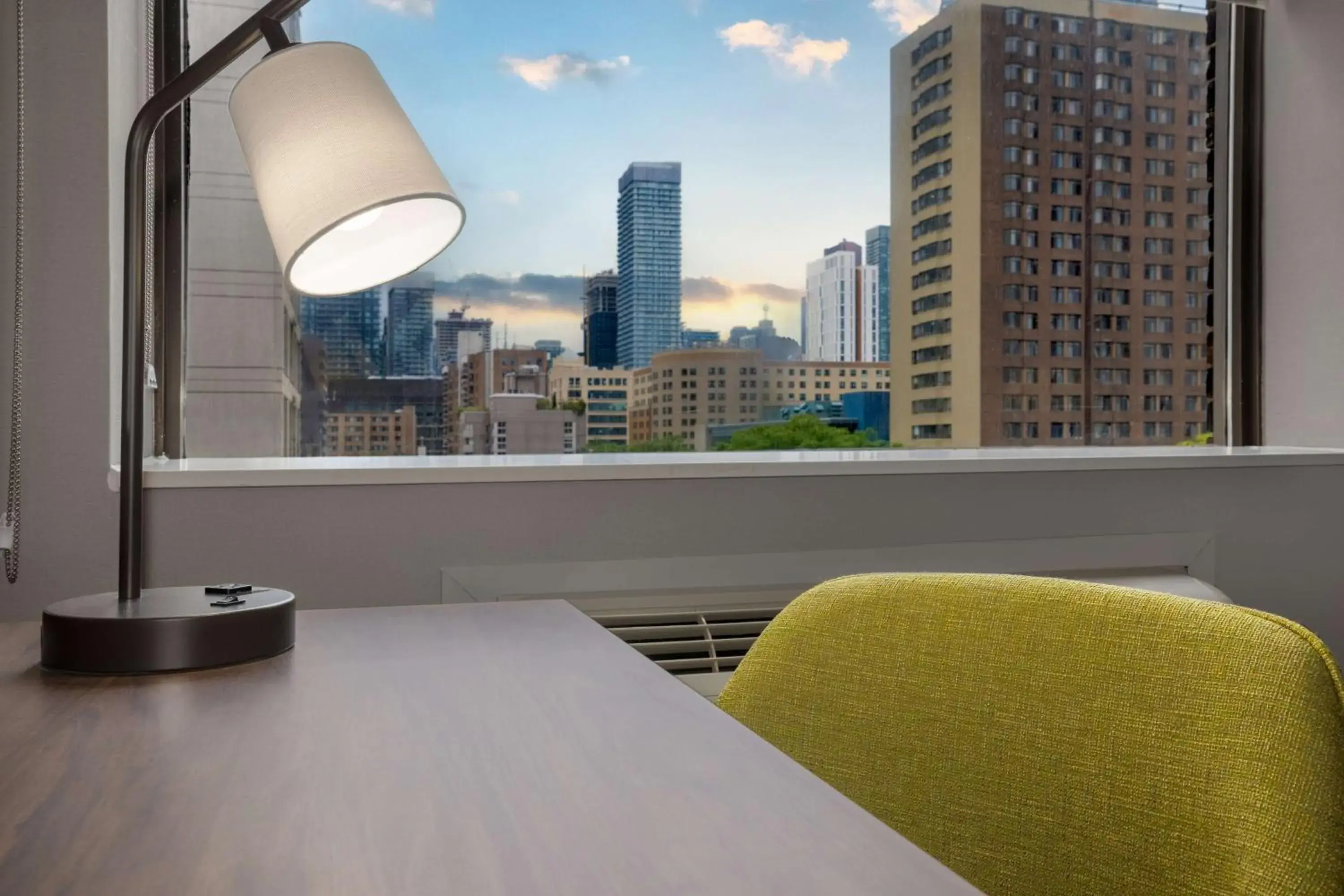 Bedroom in Hampton Inn & Suites by Hilton Toronto Downtown Bedroom in Hampton Inn & Suites by Hilton Toronto Downtown