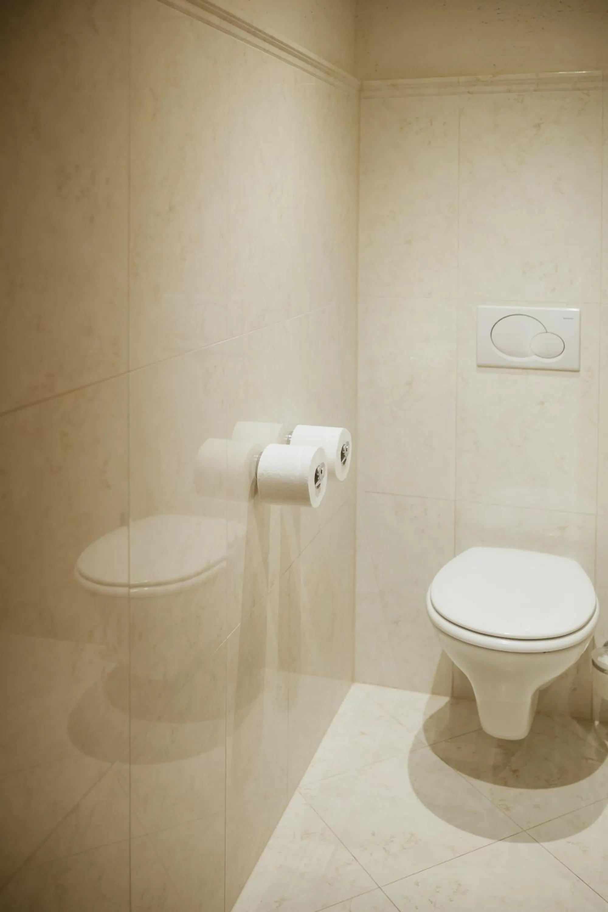 Toilet in Pension Baranekhof - accommodation in nature - Baranek Resorts