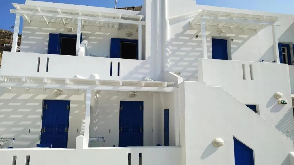 Anatoli Rooms