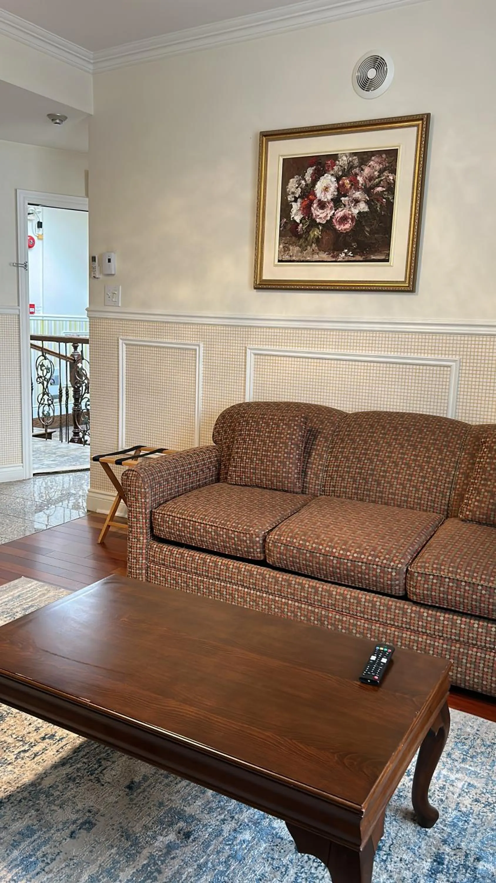 Living room in Parc Suites Hotel