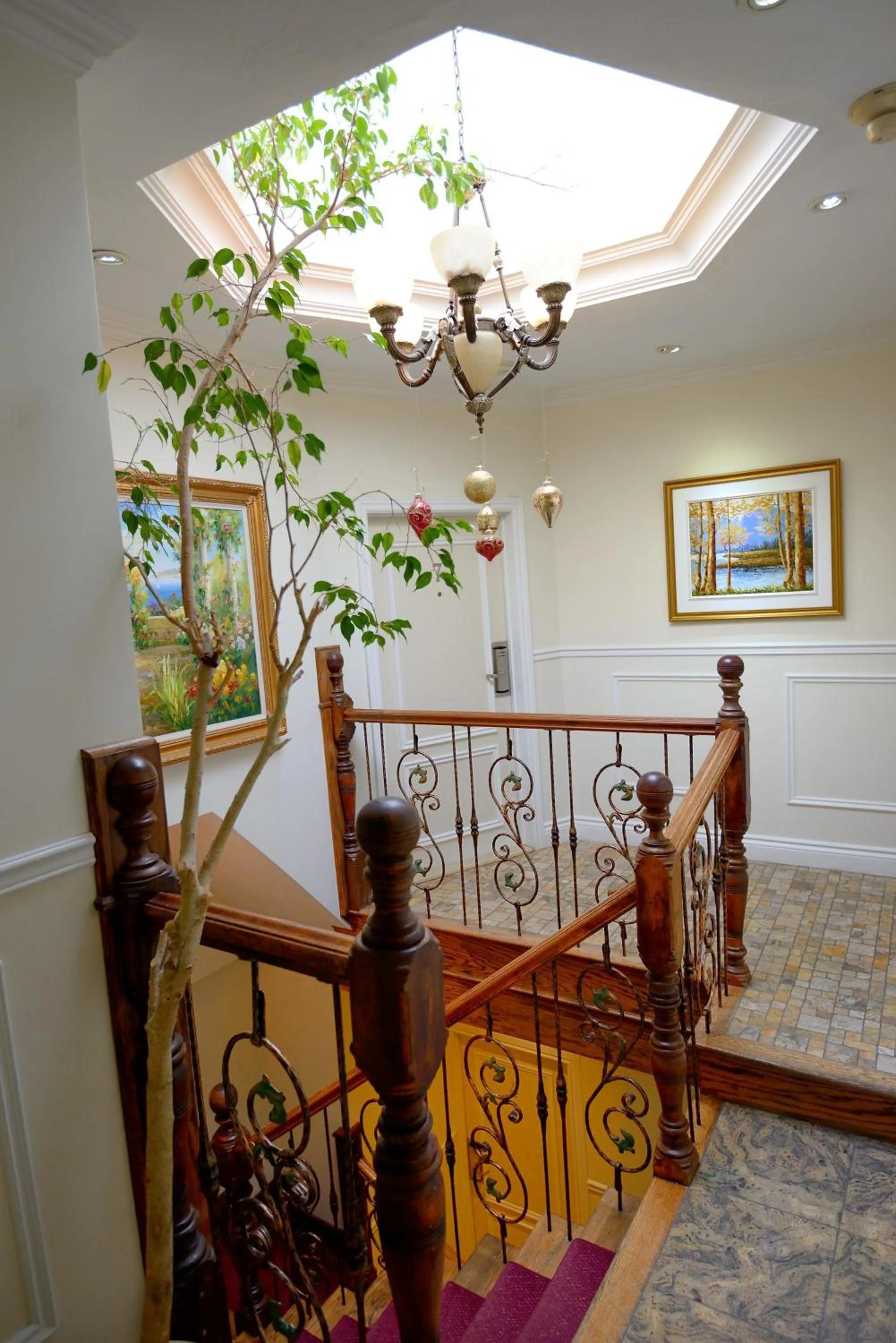 Lobby or reception in Parc Suites Hotel