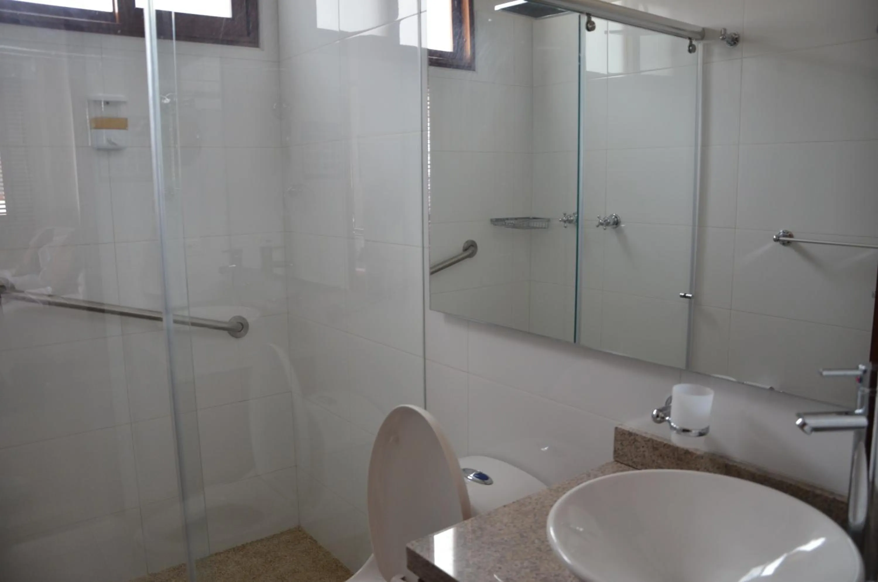 Bathroom in Hotel Santiago Diaz Piedrahita