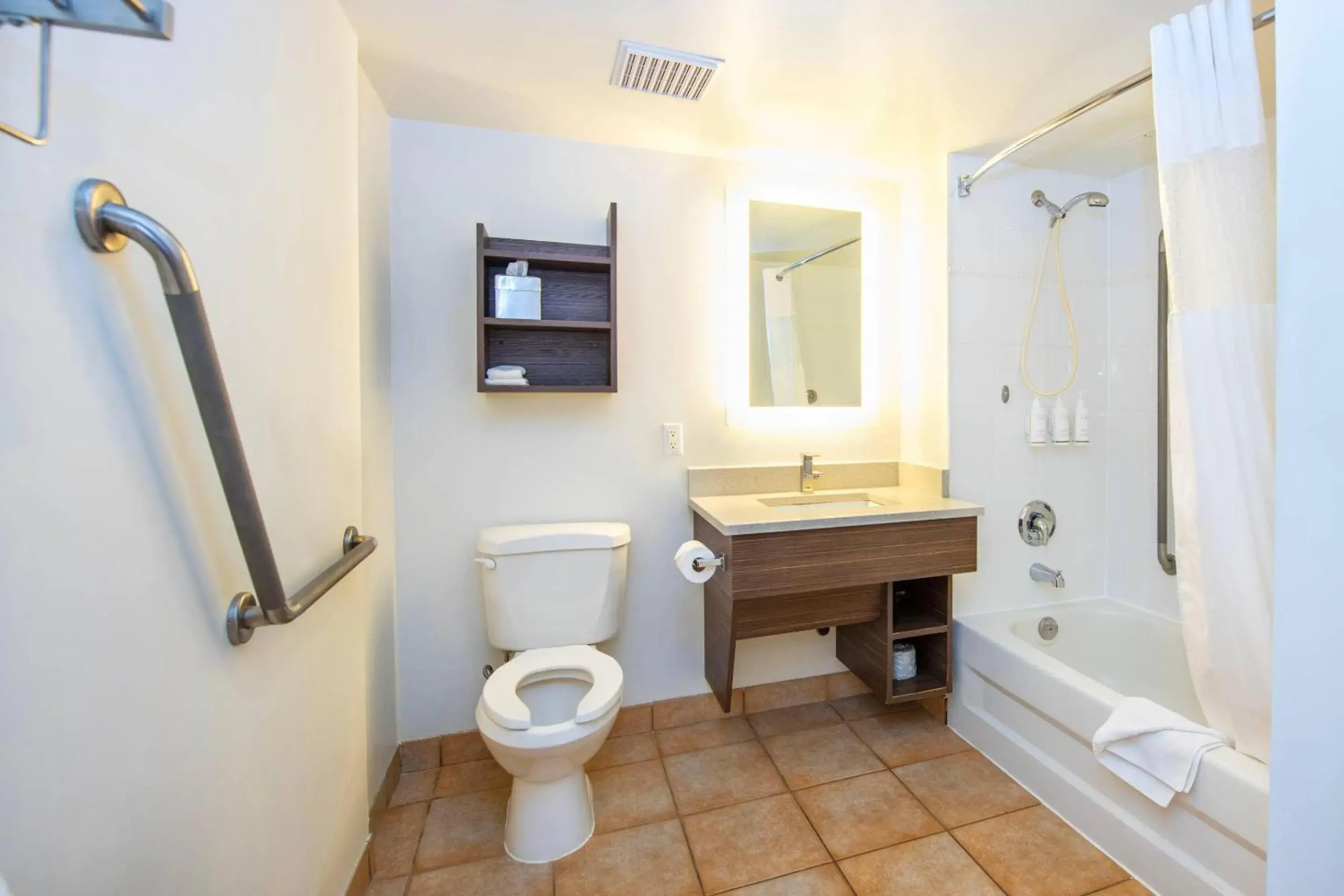 Bedroom in Grand Park Hotel & Suites Downtown Vancouver, an Ascend Collection Hotel Bedroom in Grand Park Hotel & Suites Downtown Vancouver, an Ascend Collection Hotel