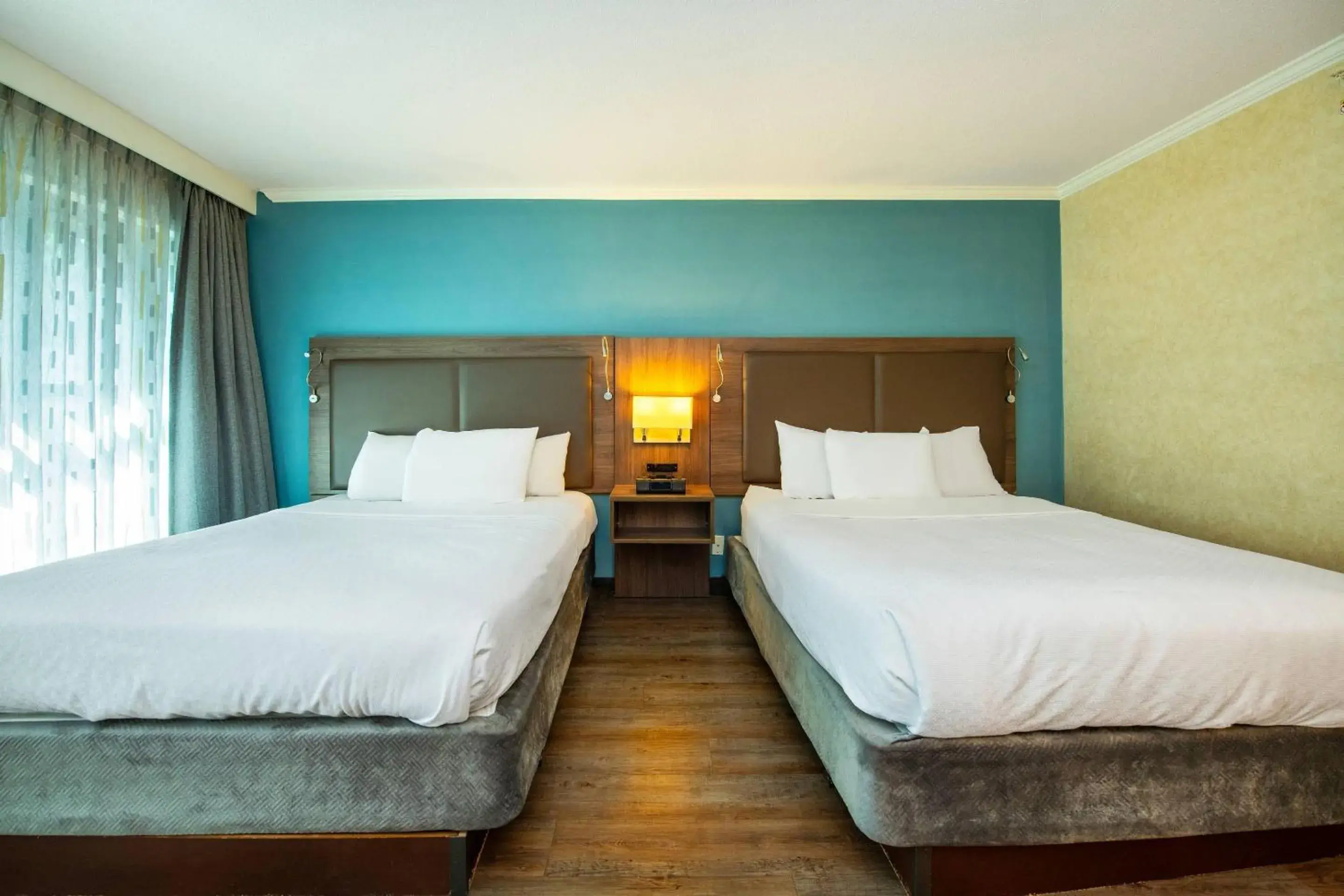 Bedroom, Bed in Grand Park Hotel & Suites Downtown Vancouver, an Ascend Collection Hotel Bedroom, Bed in Grand Park Hotel & Suites Downtown Vancouver, an Ascend Collection Hotel