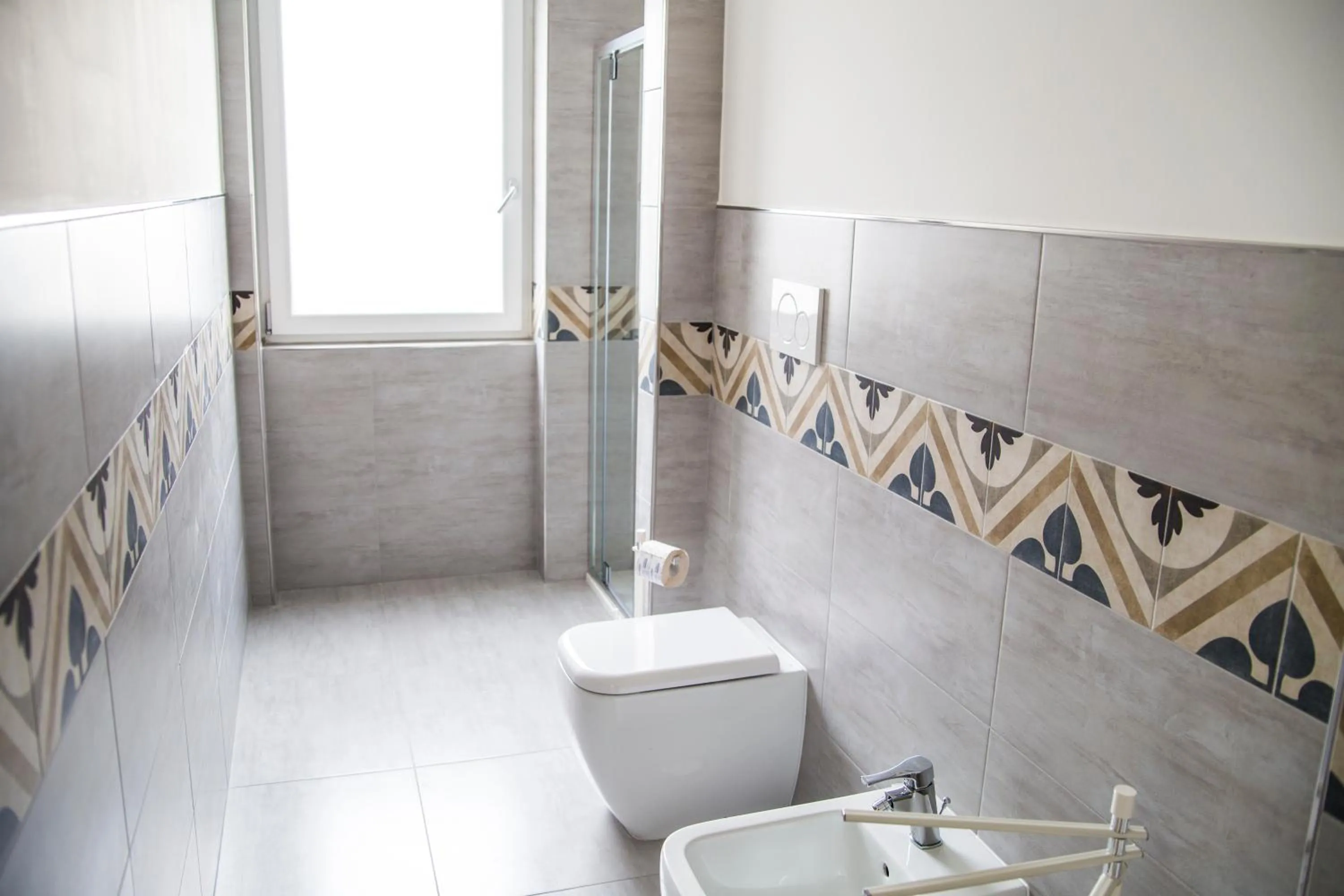 Shower in Maison de Julia Pompei