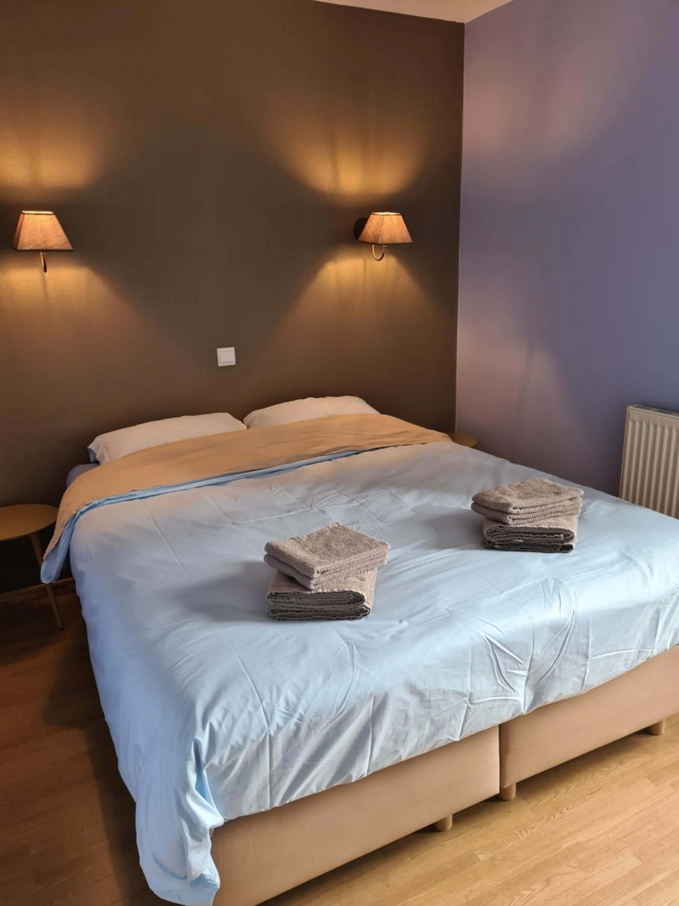 Bedroom, Bed in La Maison Thimadaise