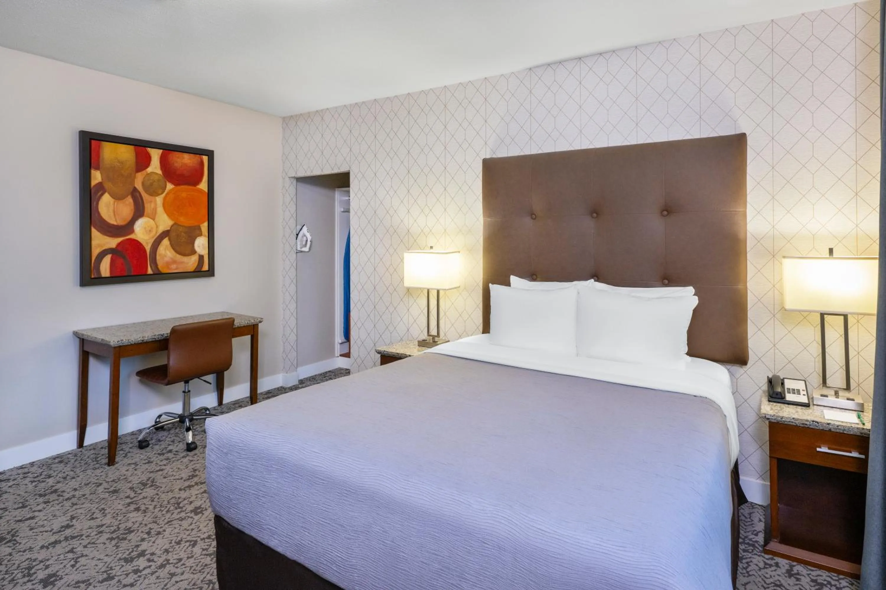 Photo of the whole room, Bed in Quality Inn & Suites