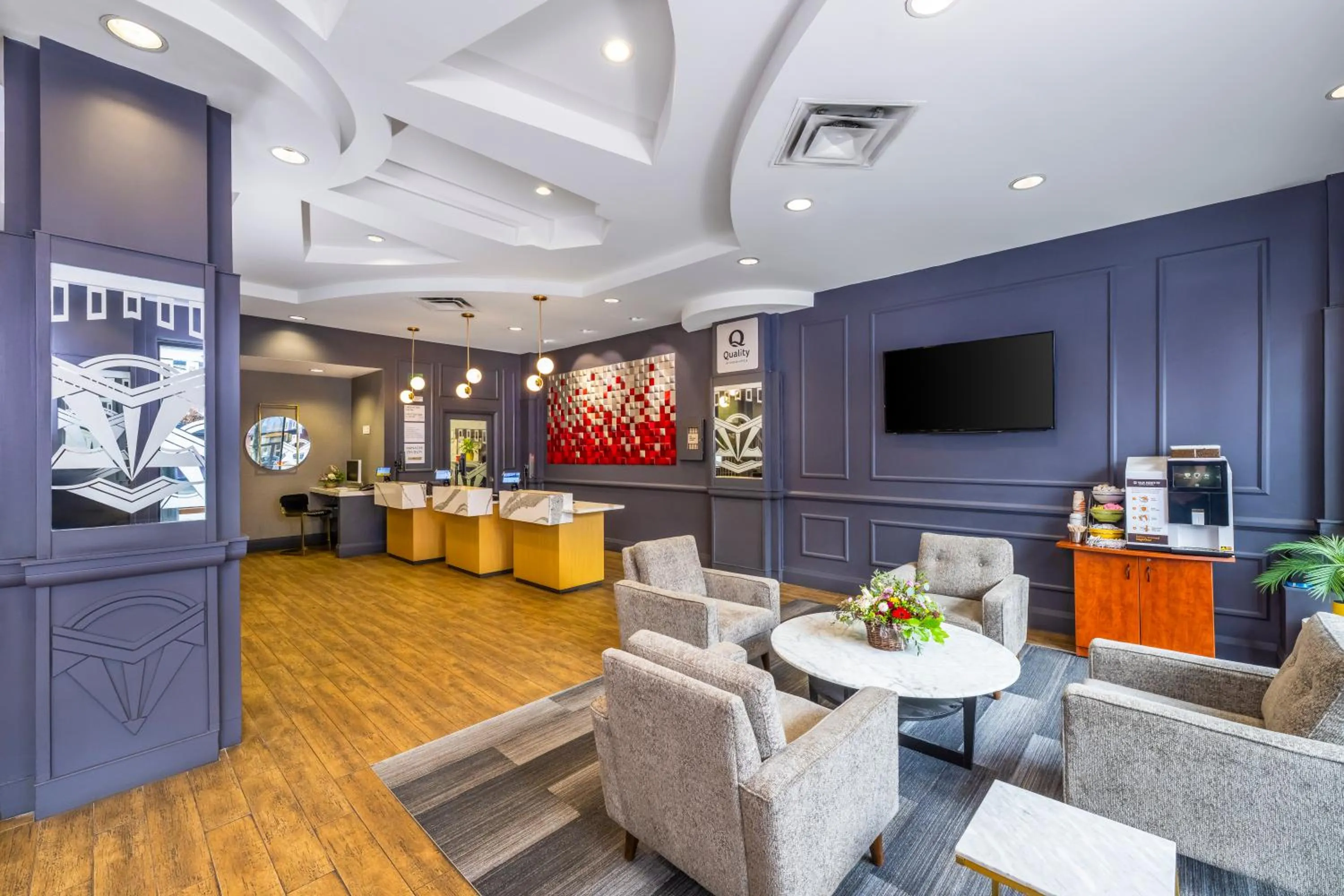 Lobby or reception in Quality Inn & Suites