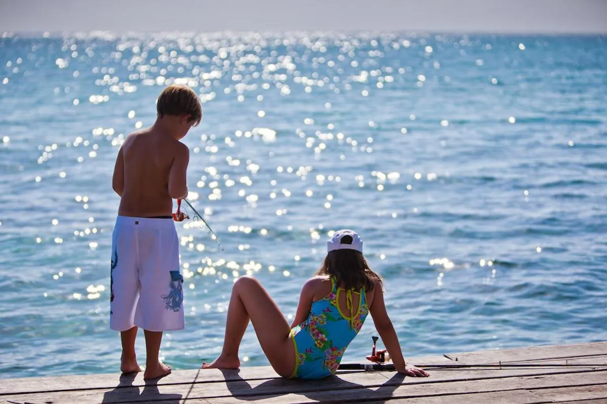 Beach in Pelican Beach Resort South Water Caye