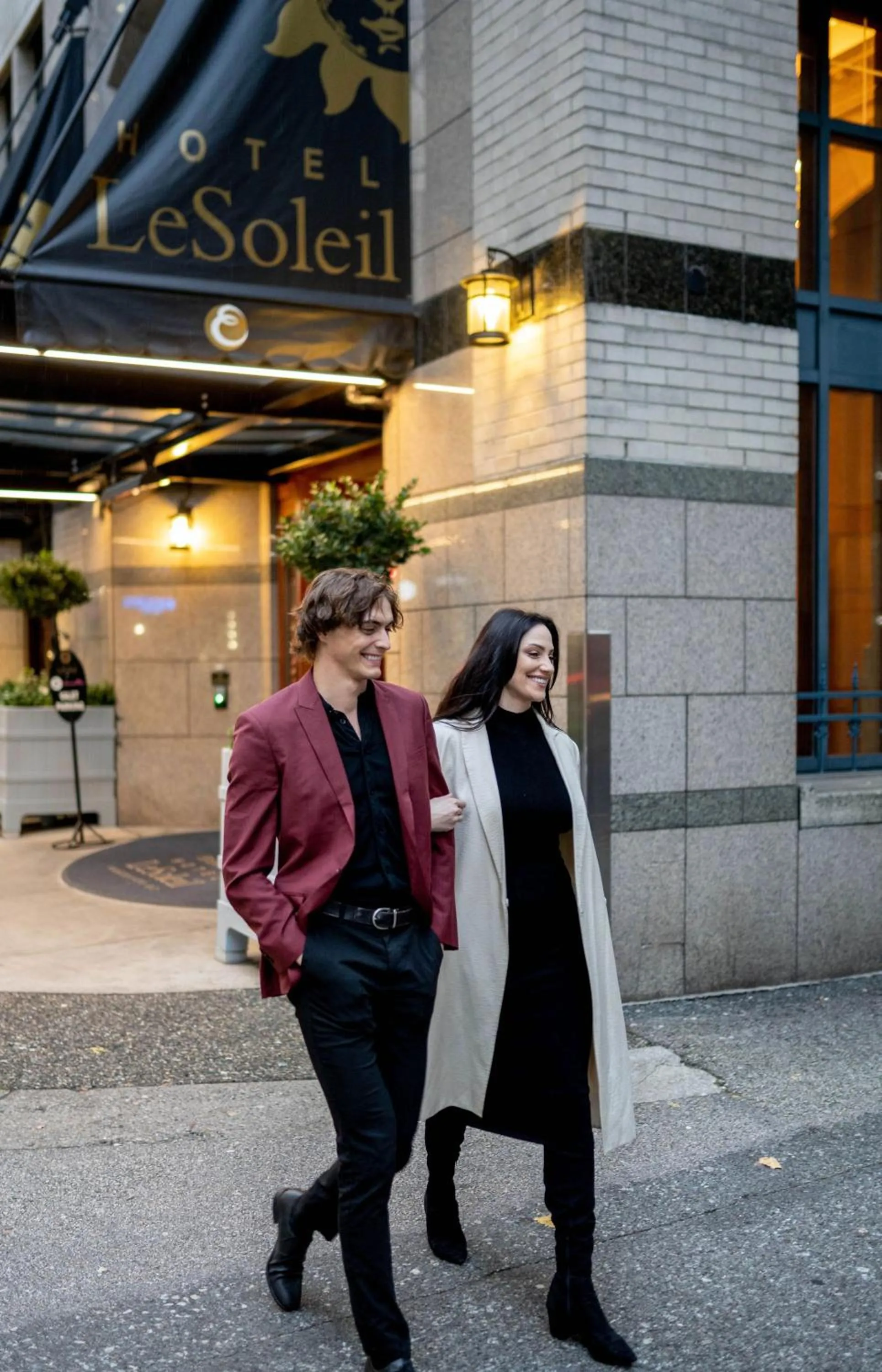 Facade/entrance in Hotel Le Soleil by Executive Hotels