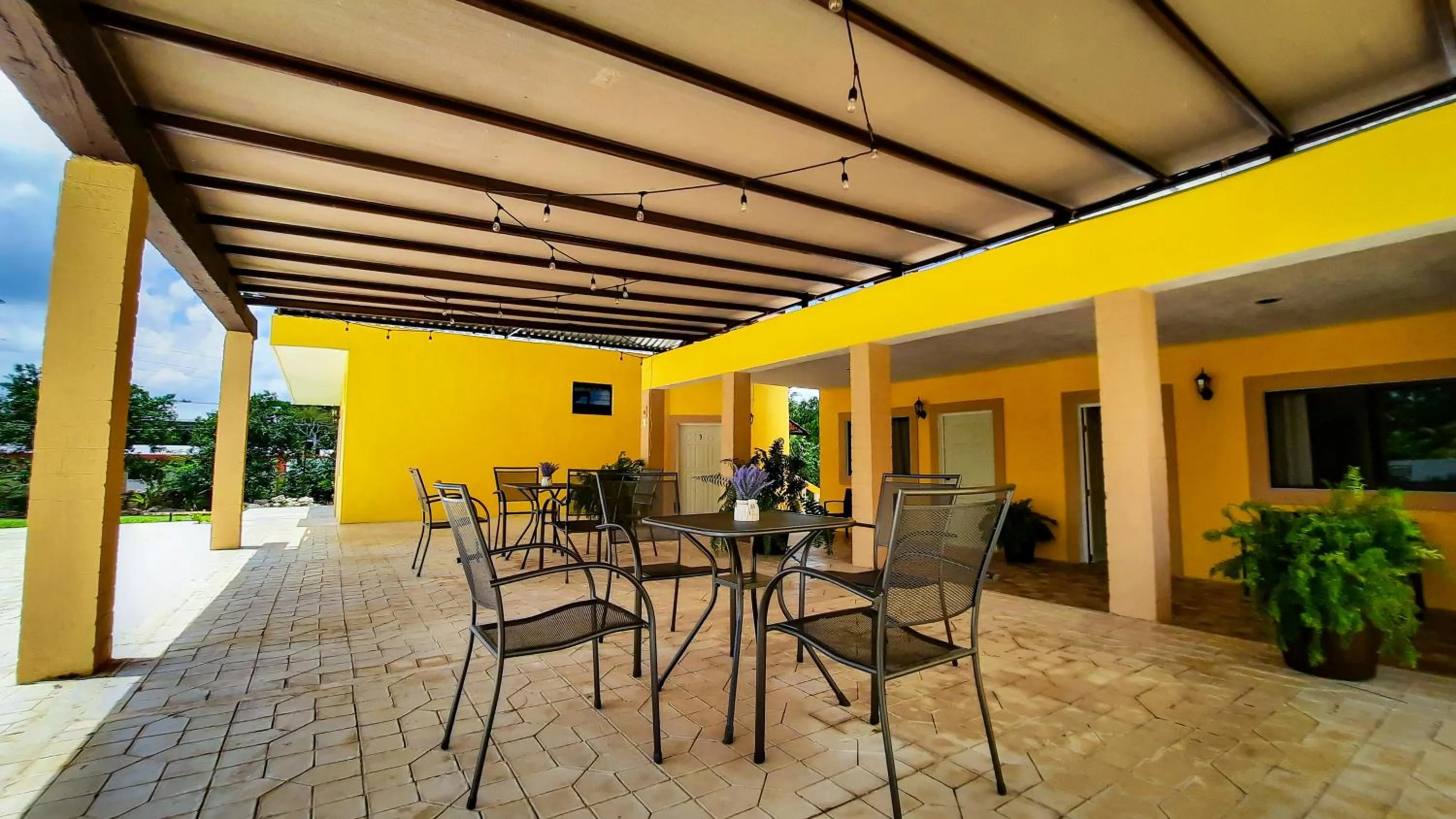 Patio in Hotel Quinta Izamal