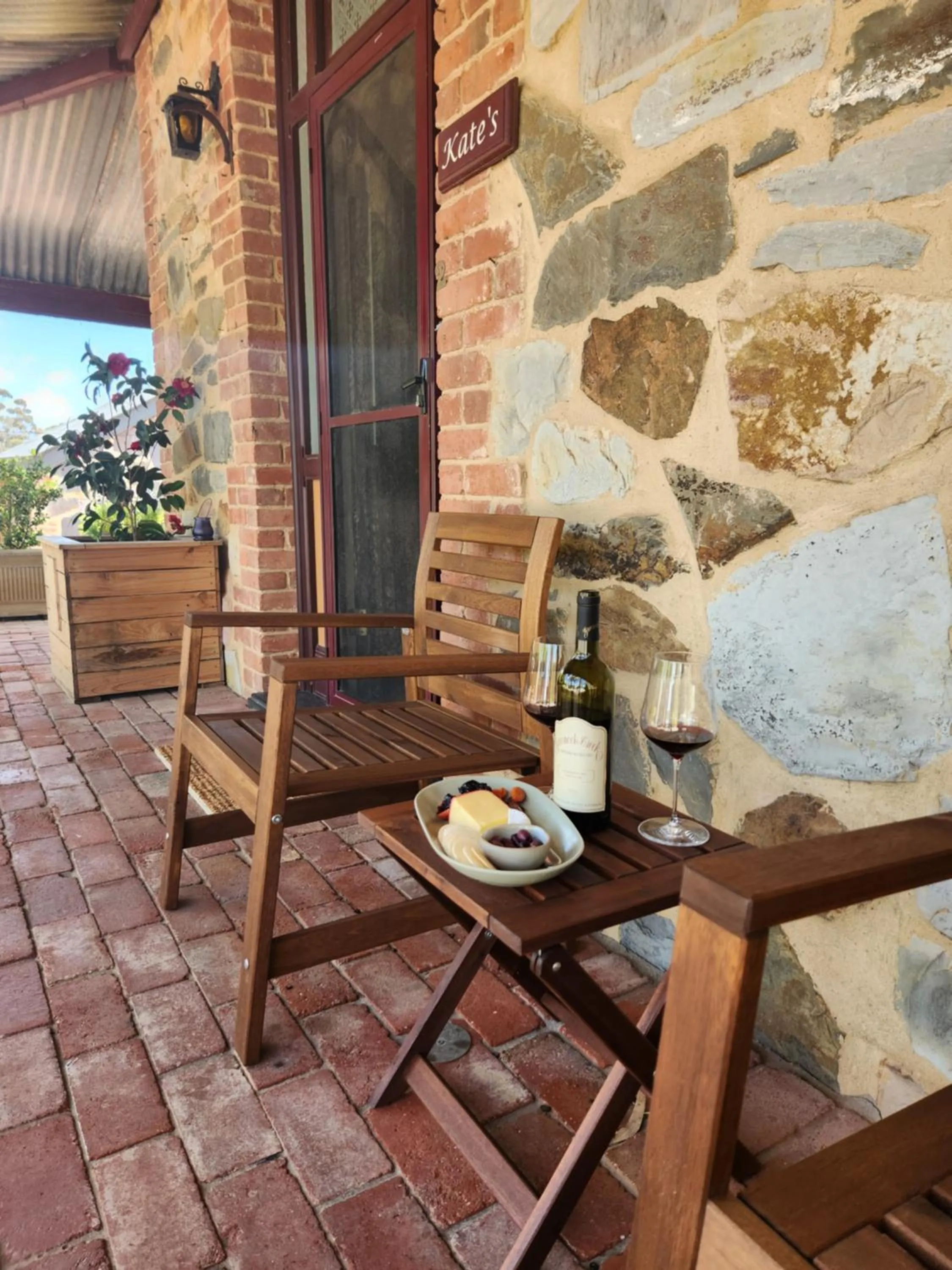 Property building in Marananga Cottages