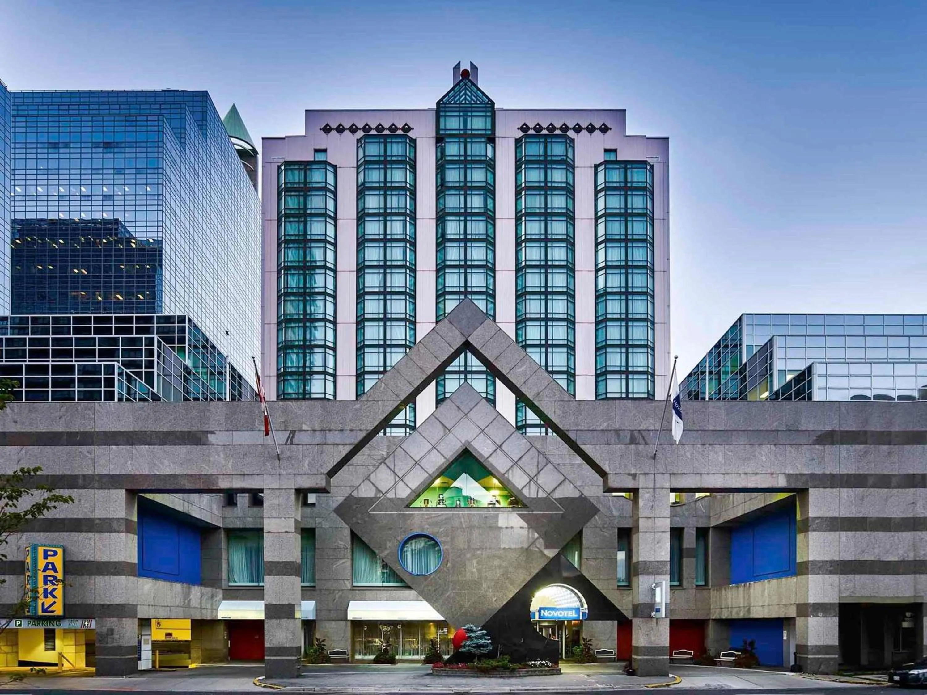 Property building in Novotel Toronto North York