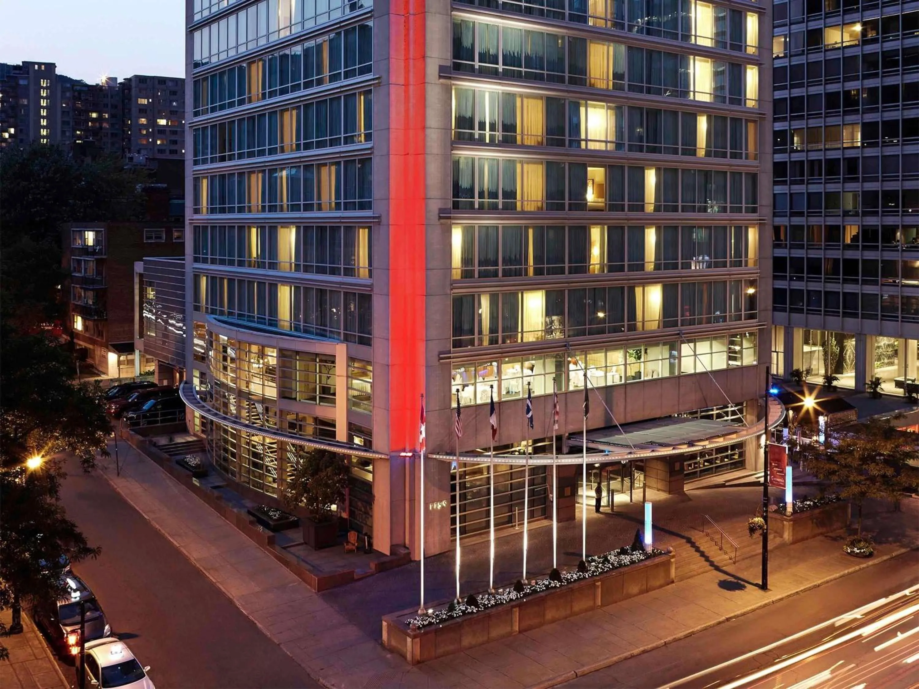 Property building in Sofitel Montreal Golden Mile