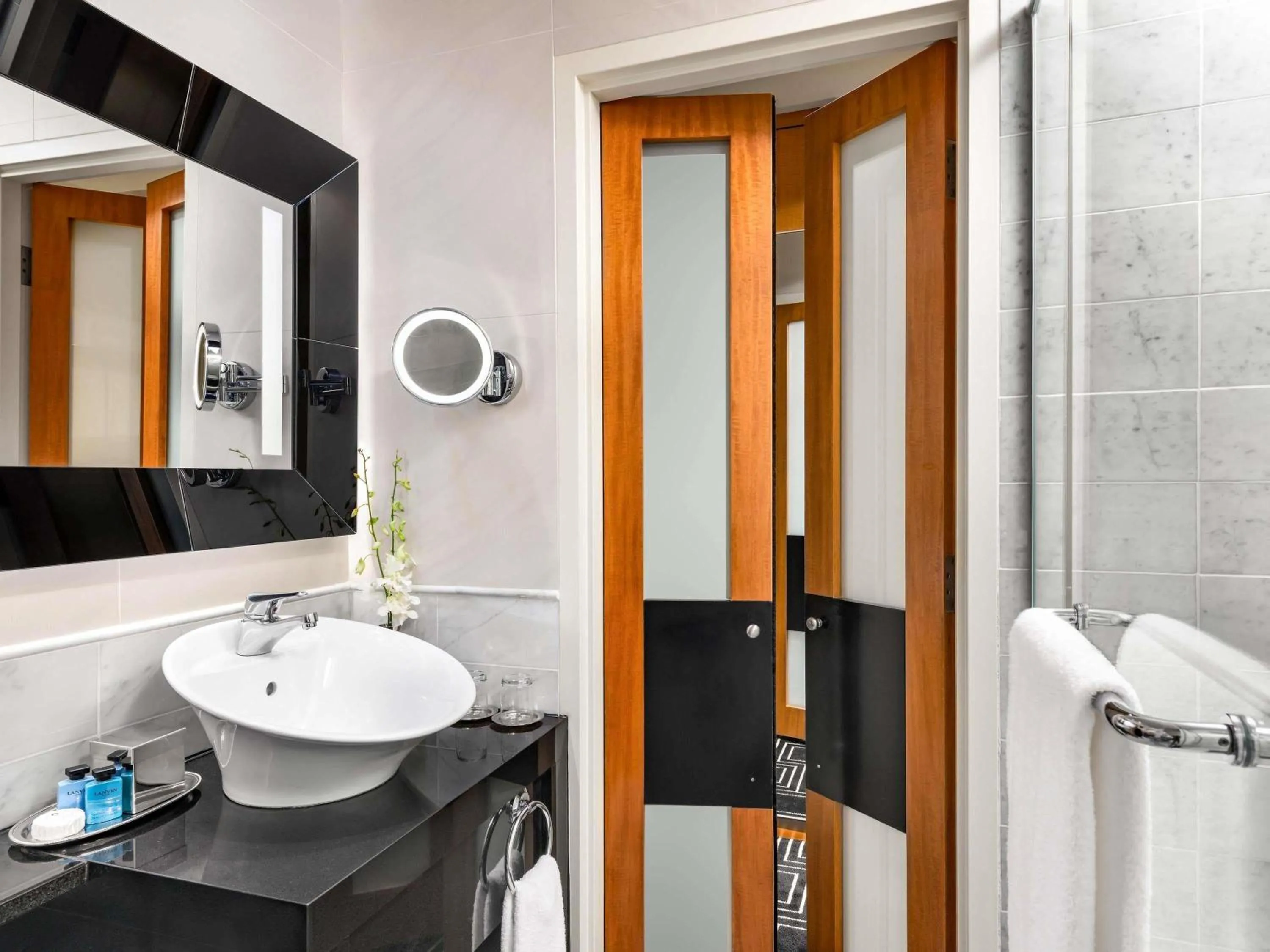 Bedroom in Sofitel Montreal Golden Mile