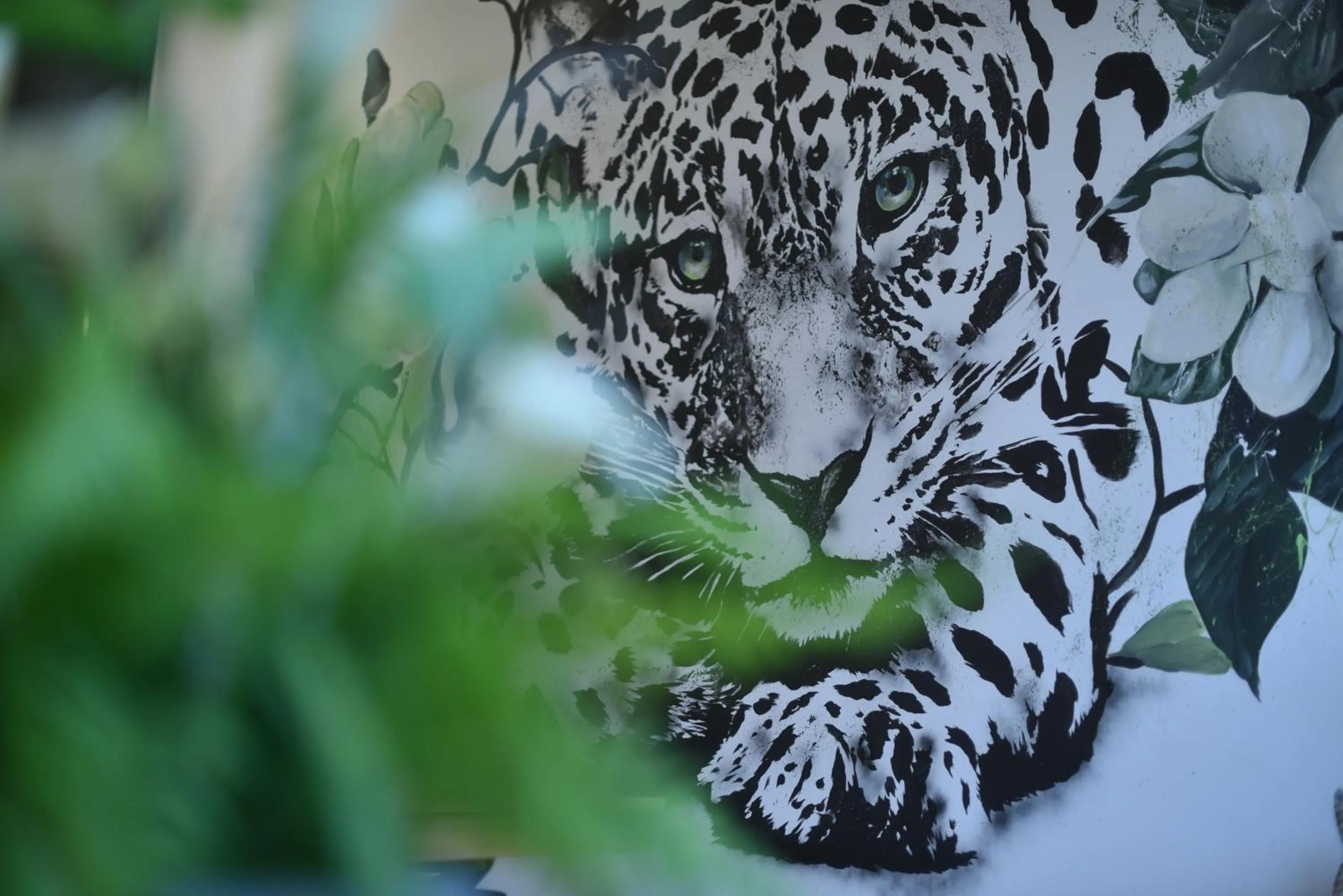 Decorative detail in KYRIAD LYON OUEST Limonest