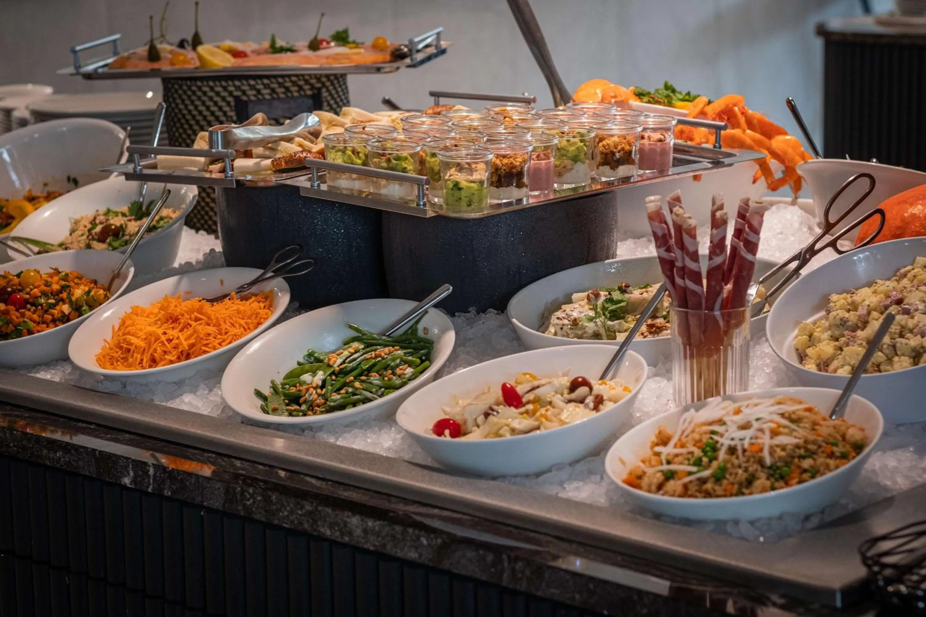 Restaurant/places to eat in GOLDEN TULIP LYON OUEST TECHLID Hotel & Spa