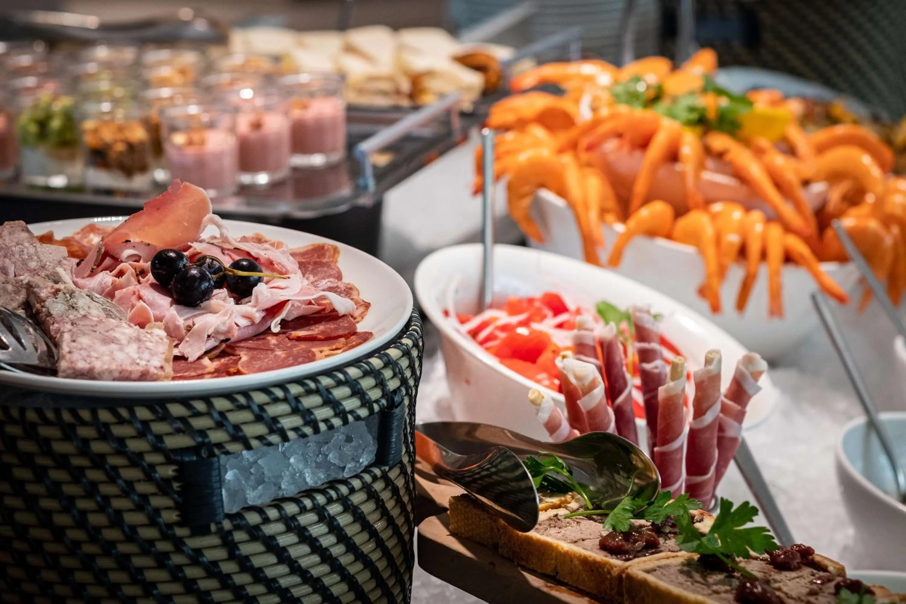 Restaurant/places to eat in GOLDEN TULIP LYON OUEST TECHLID Hotel & Spa