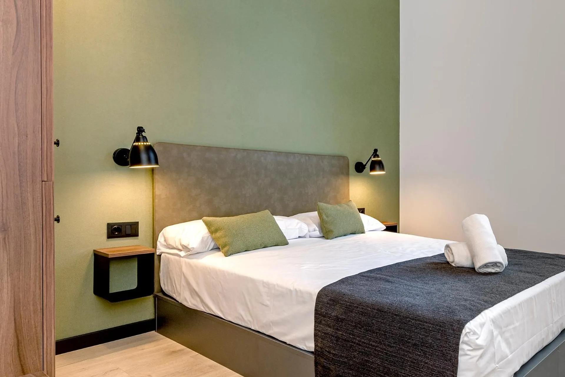 Photo of the whole room, Bed in Hotel Orangine