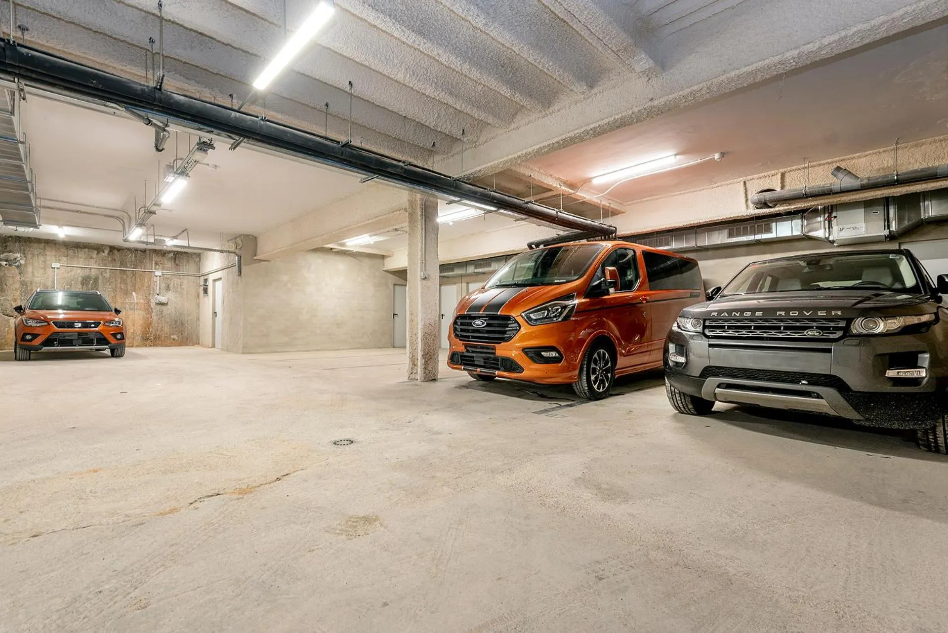 Parking in Hotel Orangine