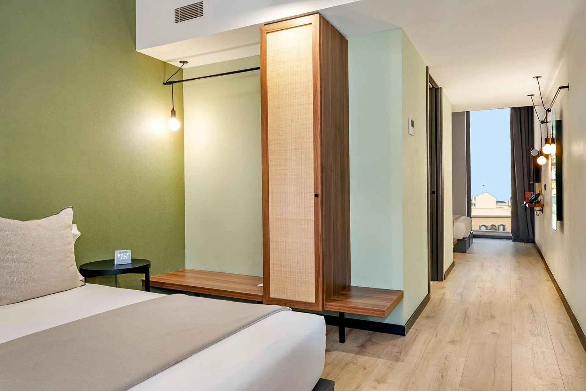 Photo of the whole room, Bed in Hotel Orangine