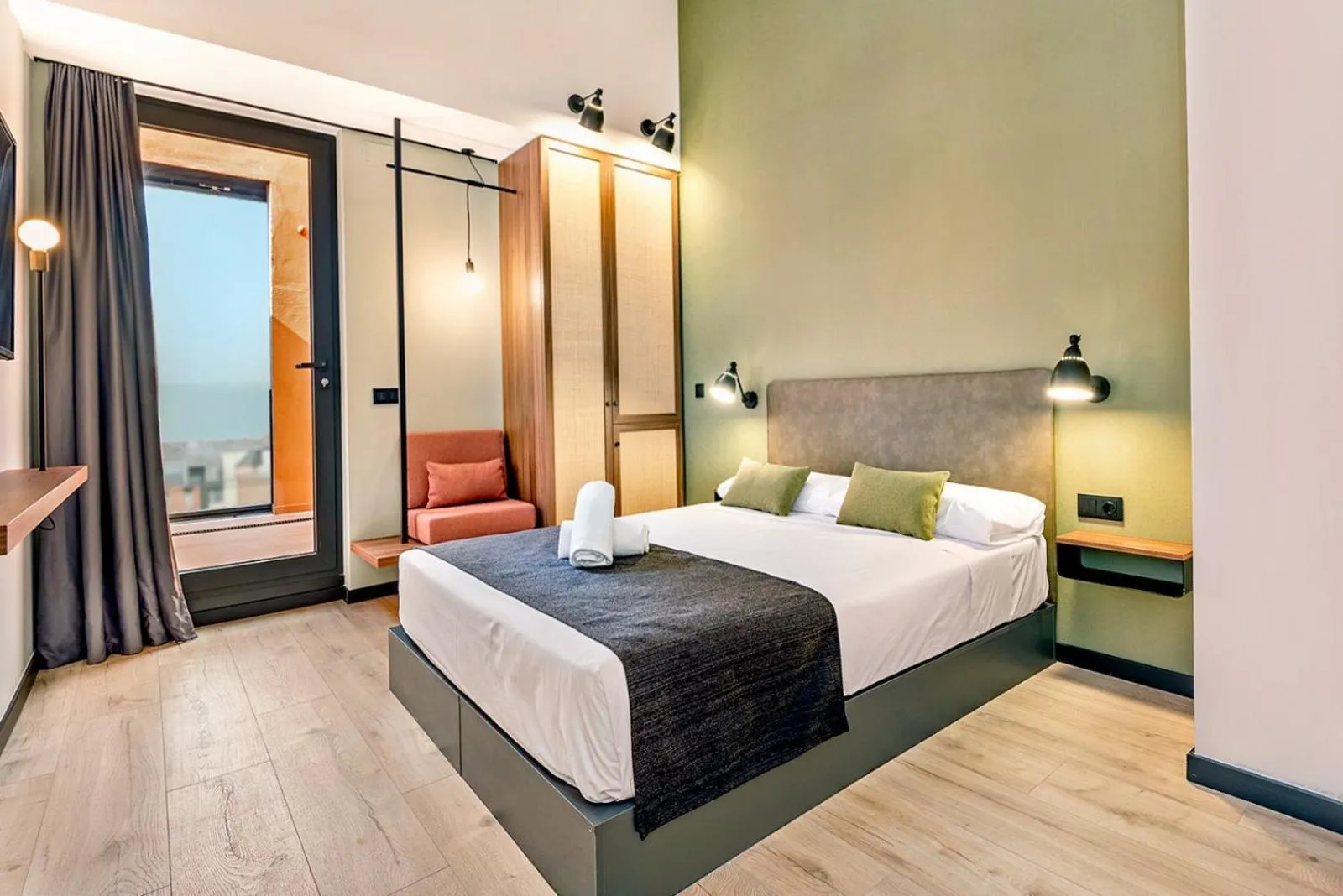 Photo of the whole room, Bed in Hotel Orangine