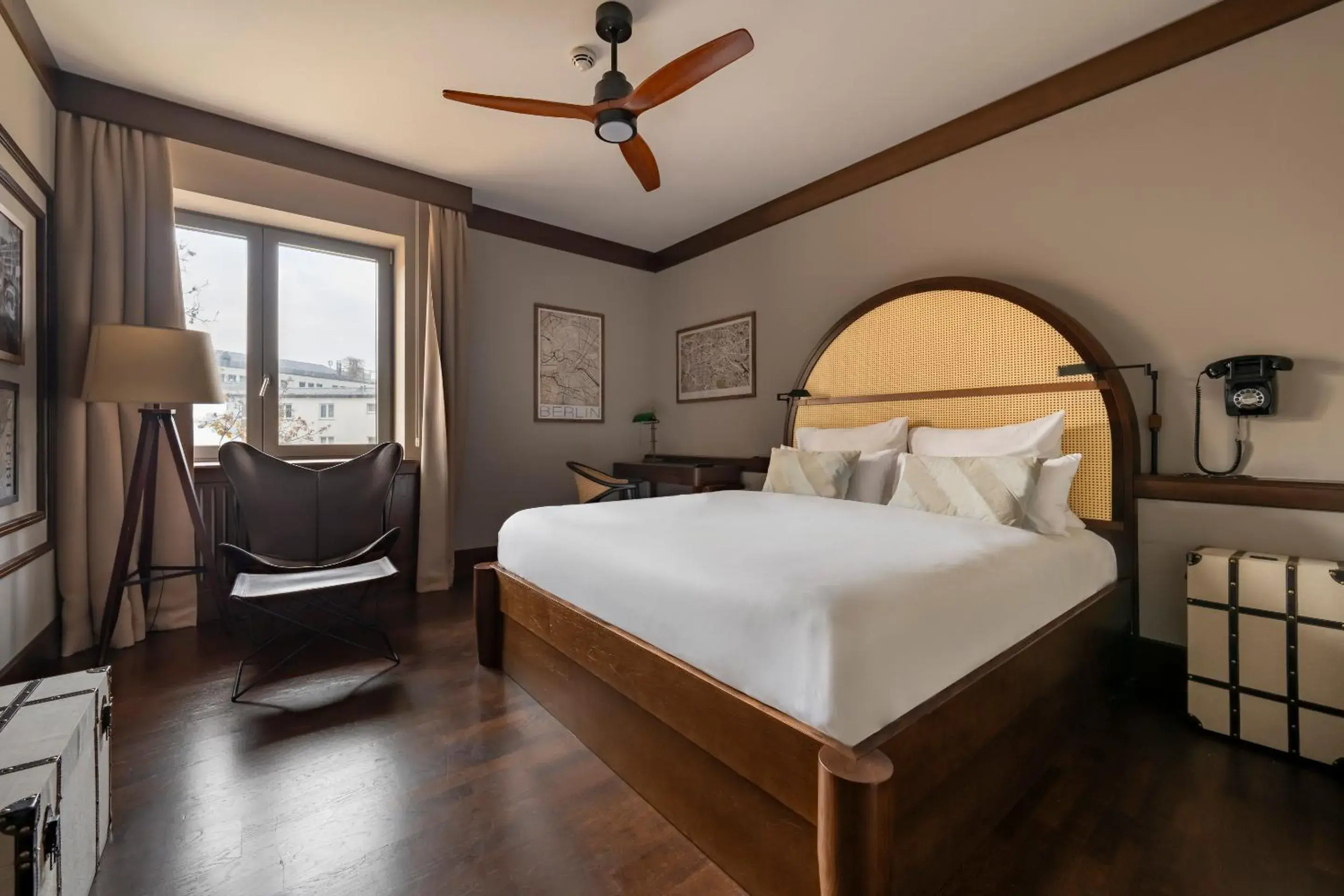 Seating area, Bed in Numa Berlin Potsdamer Platz Seating area, Bed in Numa Berlin Potsdamer Platz