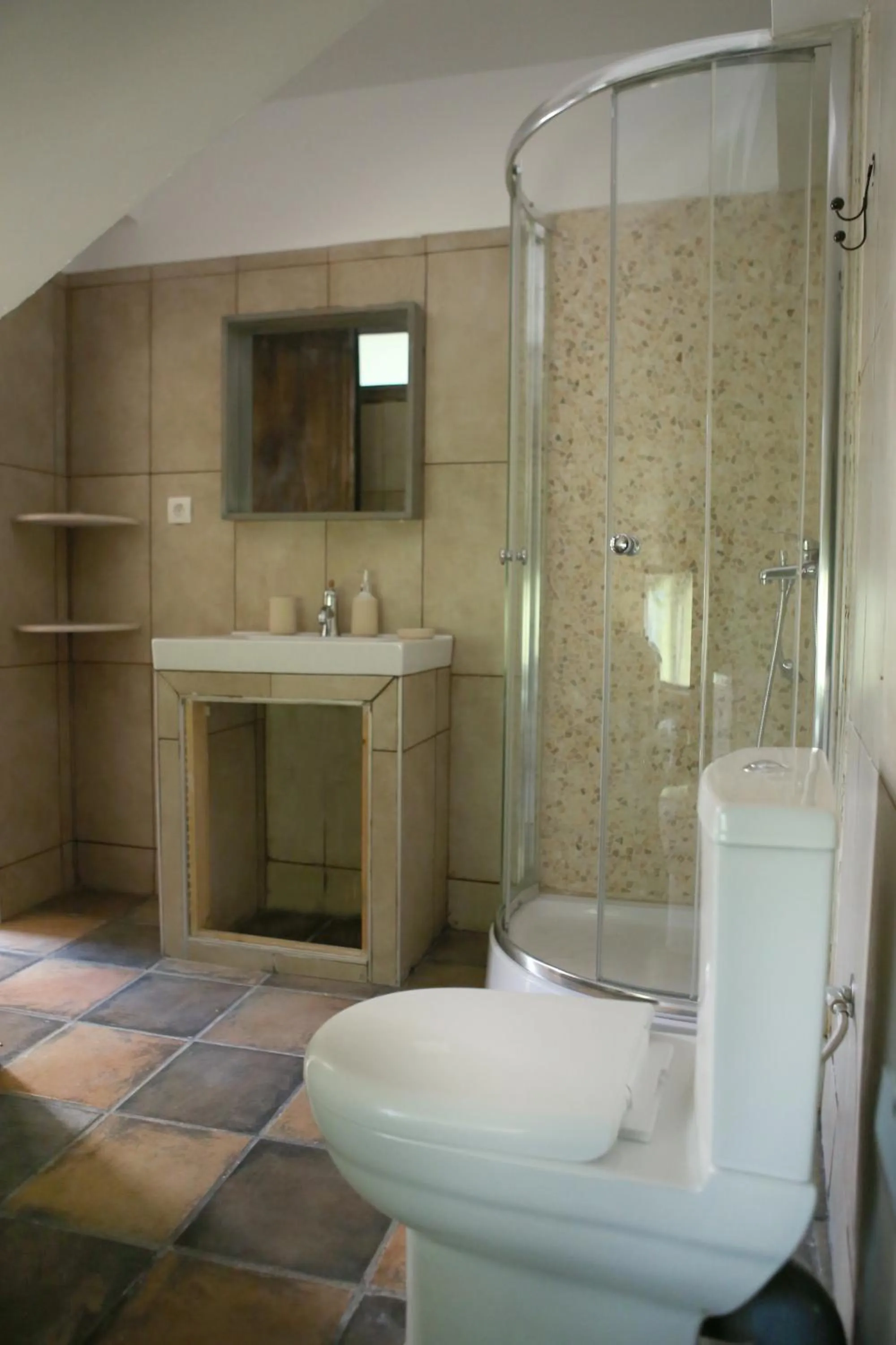 Toilet in Captain Ikaros