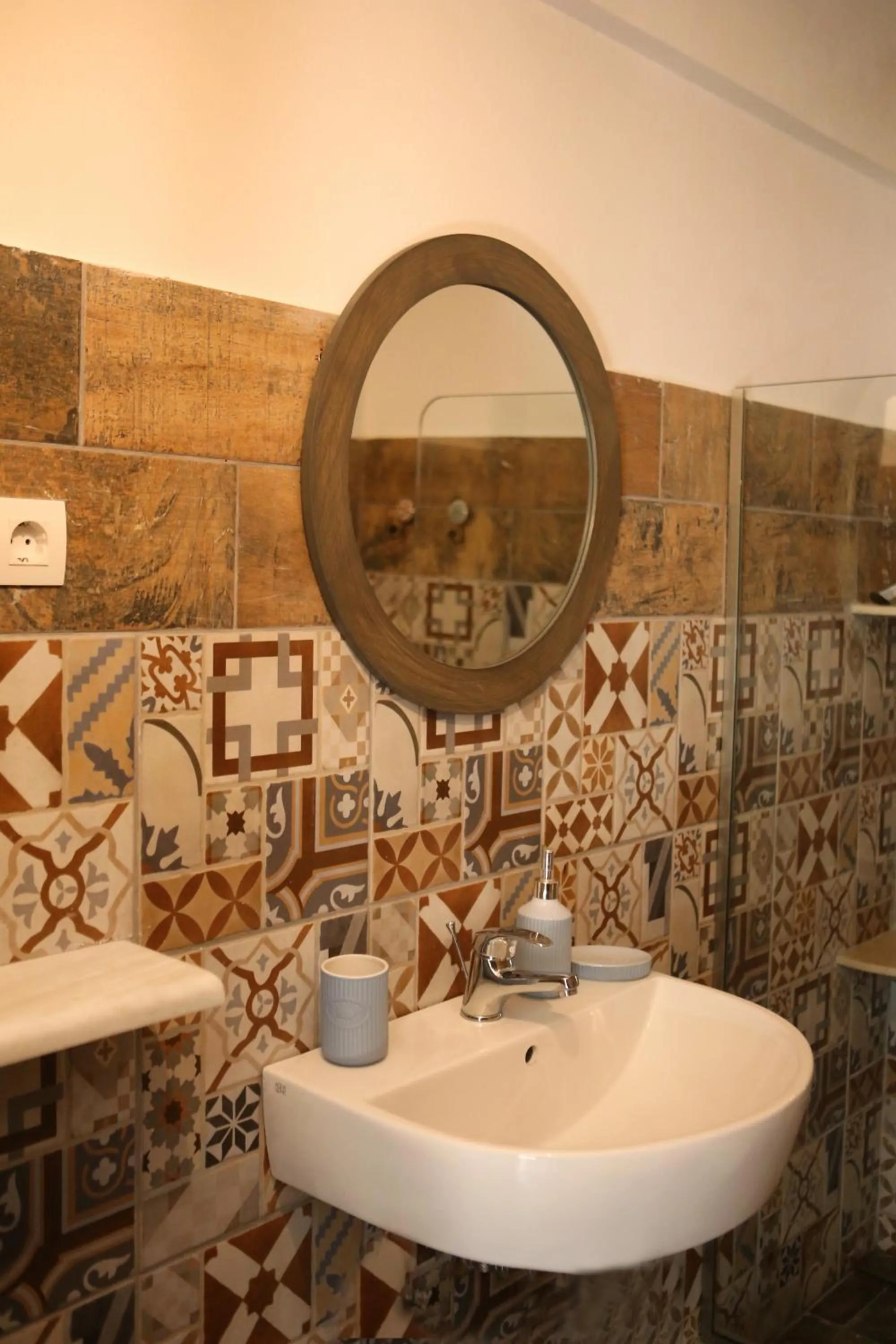 Bathroom in Captain Ikaros