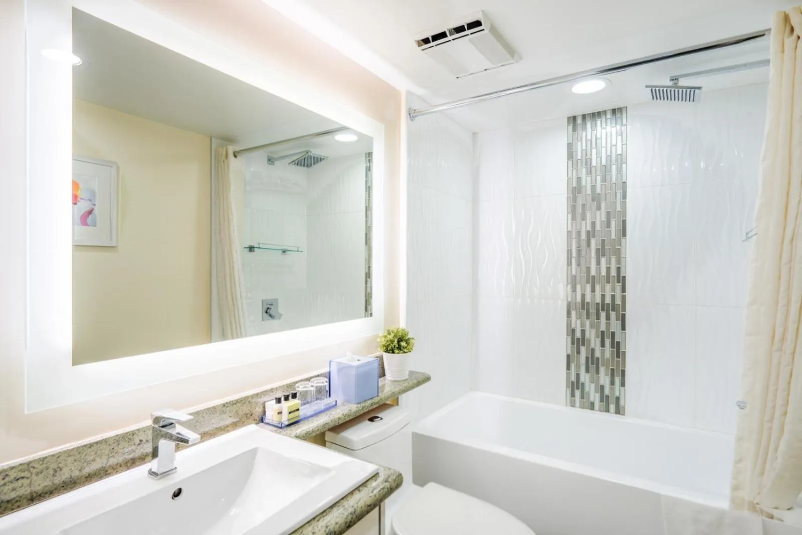 Bathroom in The Parker Hotel and Rooftop