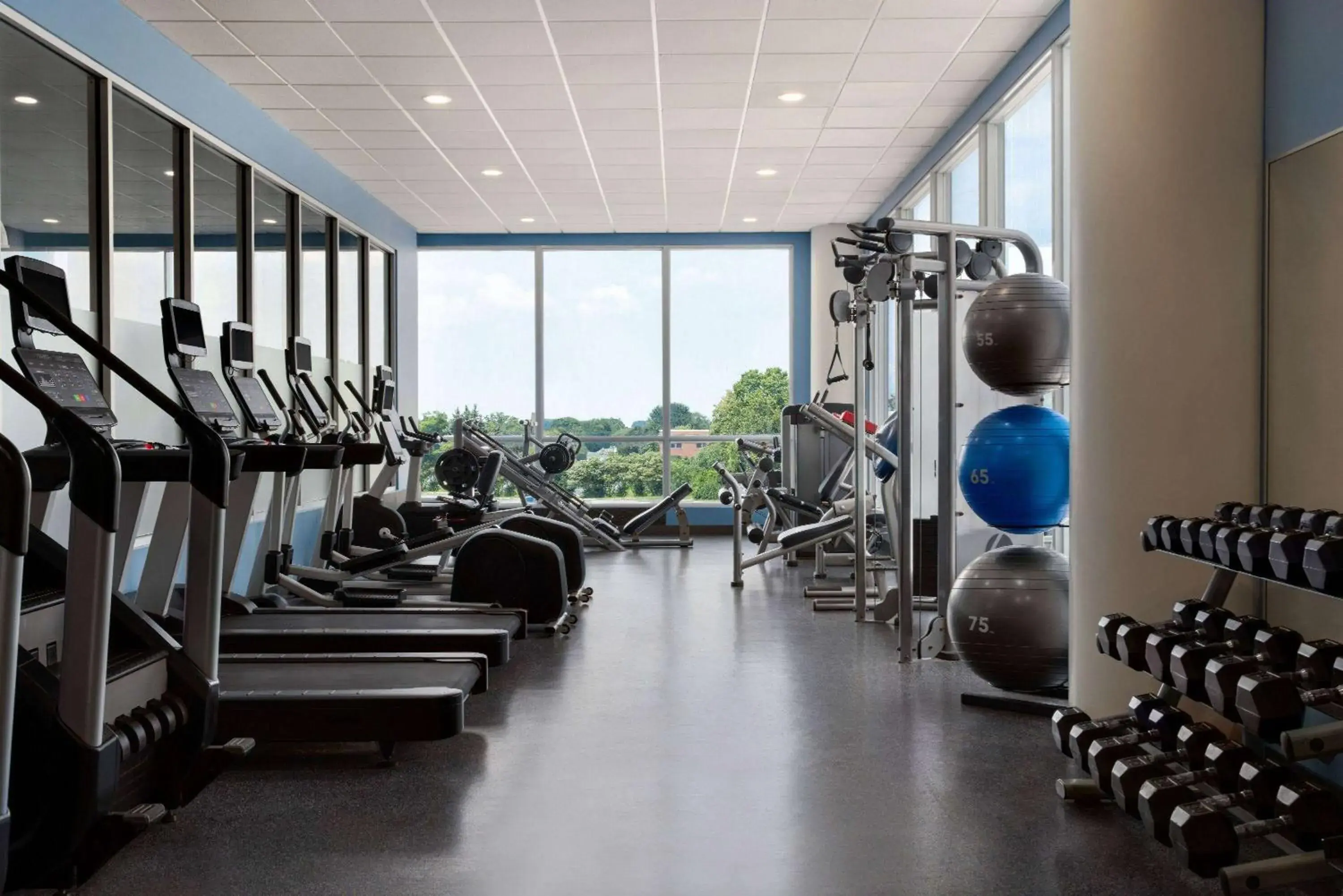 Fitness centre/facilities in Wyndham Grand Fallsview Hotel Fitness centre/facilities in Wyndham Grand Fallsview Hotel