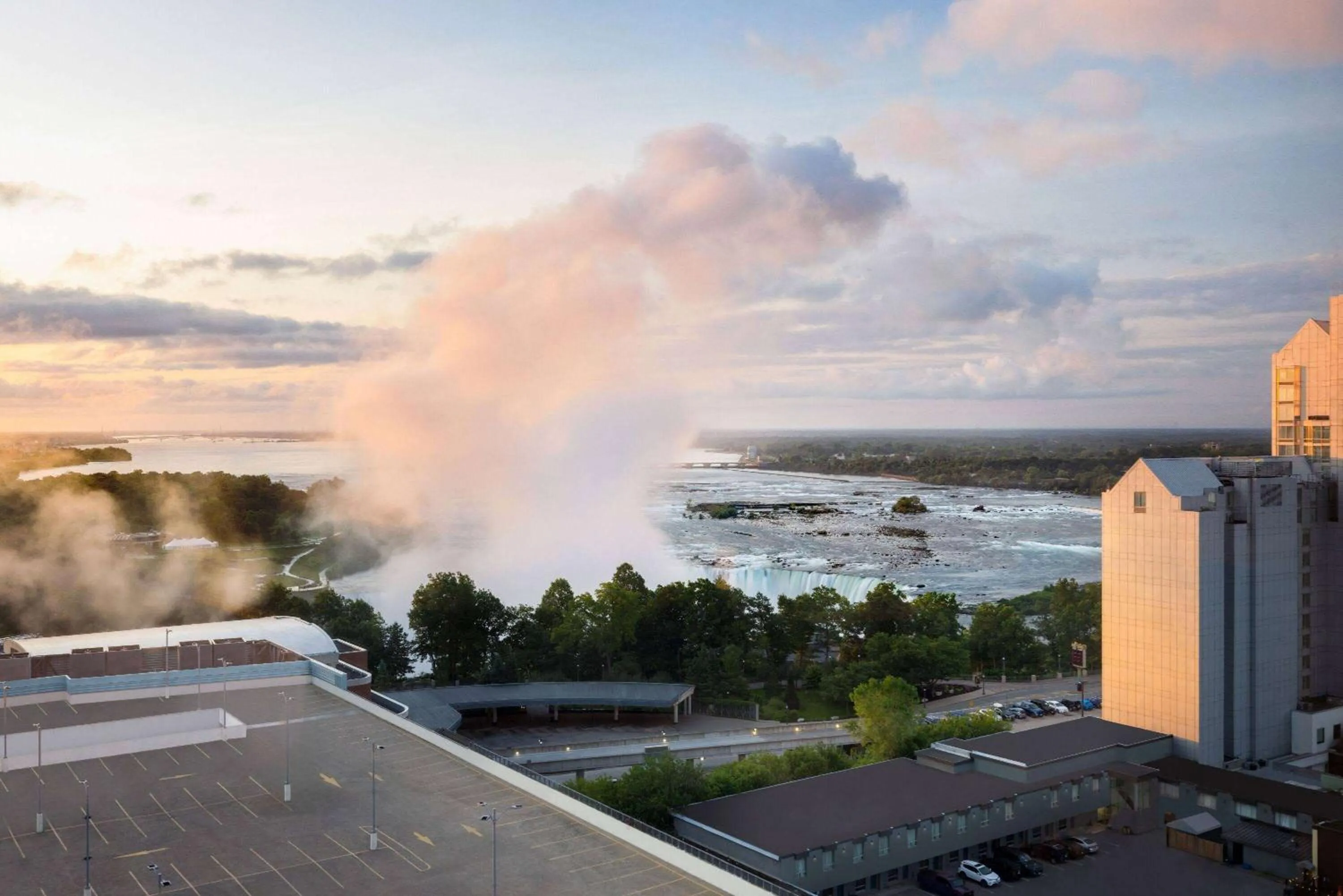 Photo of the whole room in Wyndham Grand Fallsview Hotel