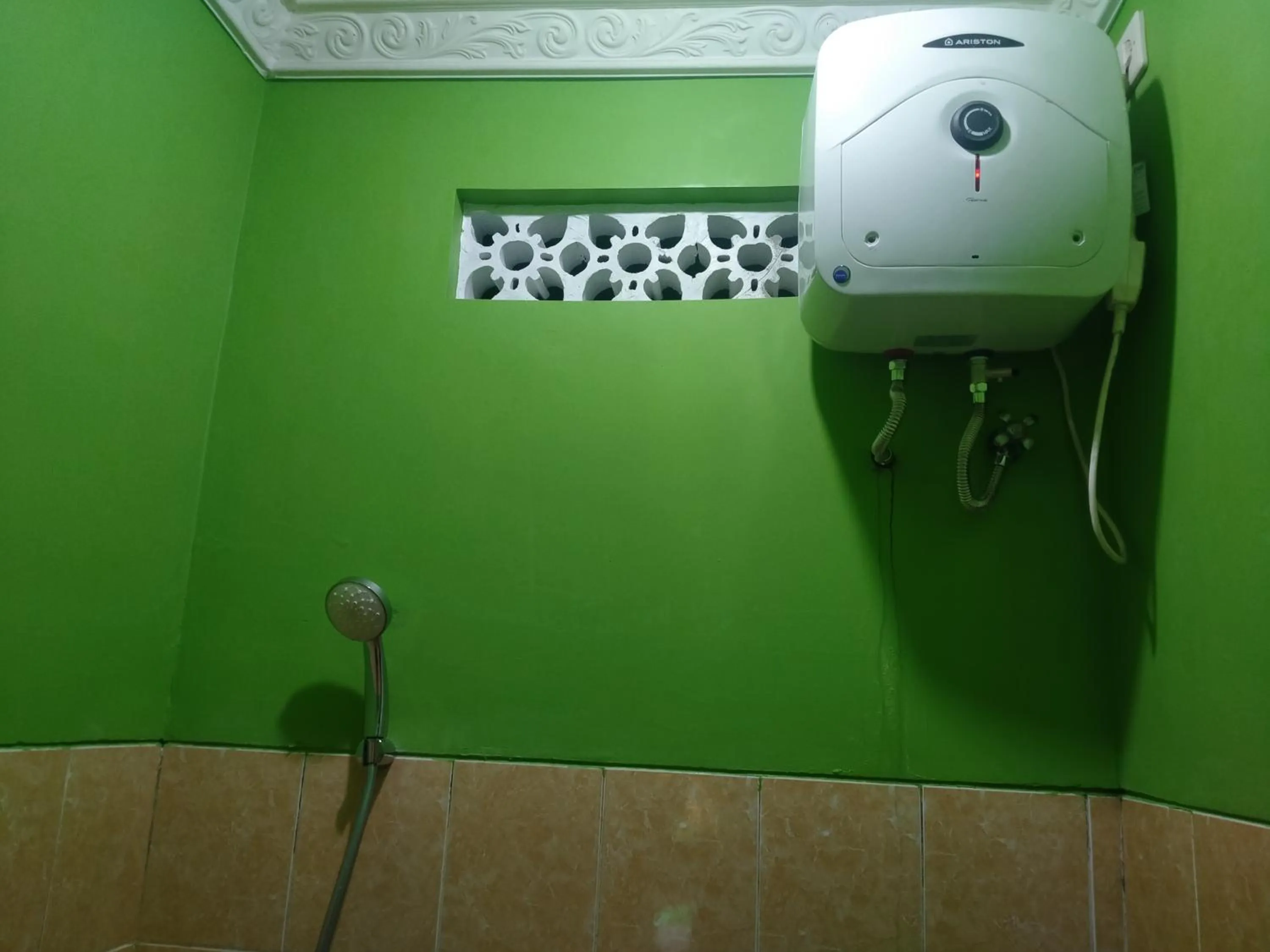 Villa Batu Tua Puncak Mitra RedDoorz