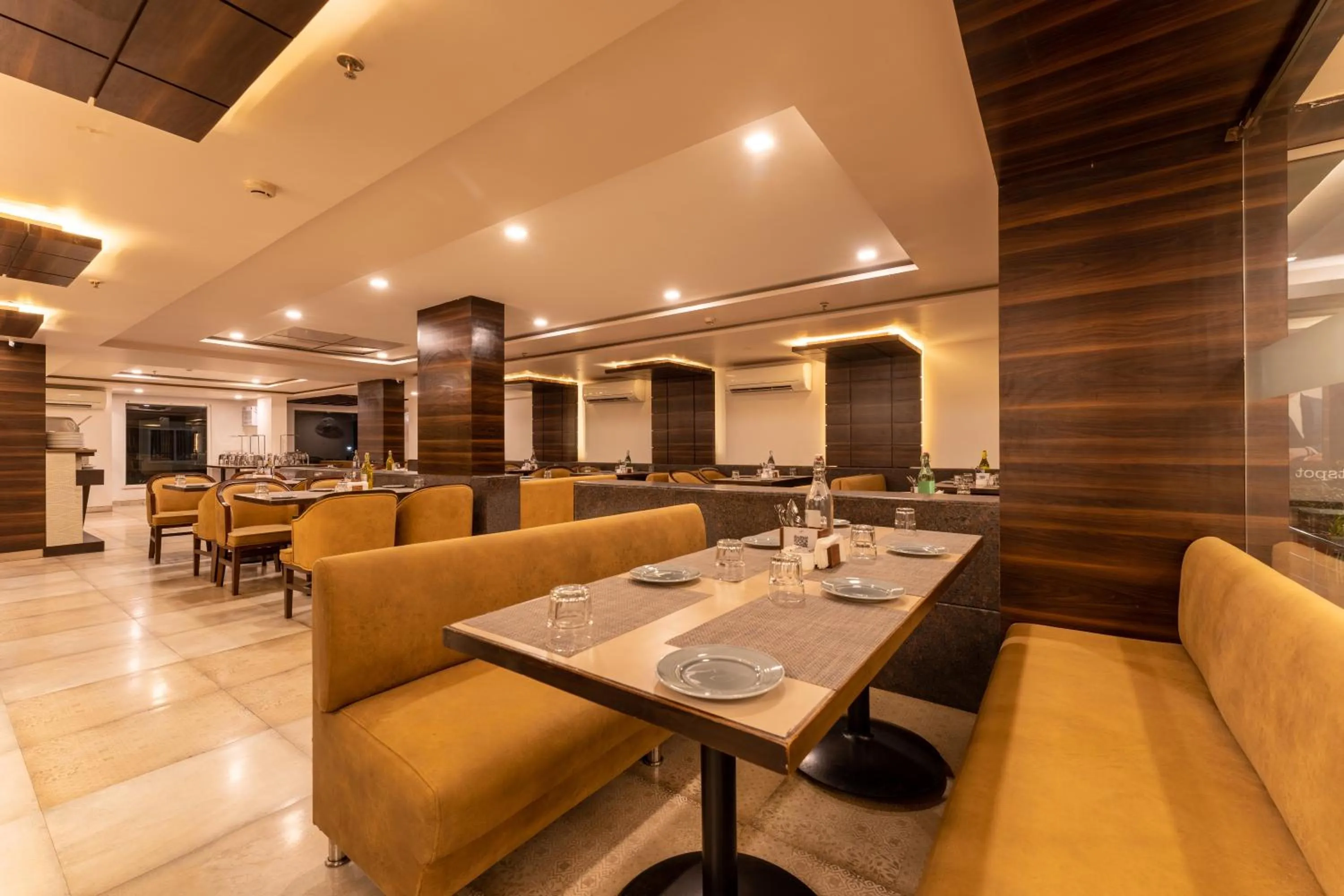 Restaurant/places to eat in Zone Connect by The Park Parra Goa