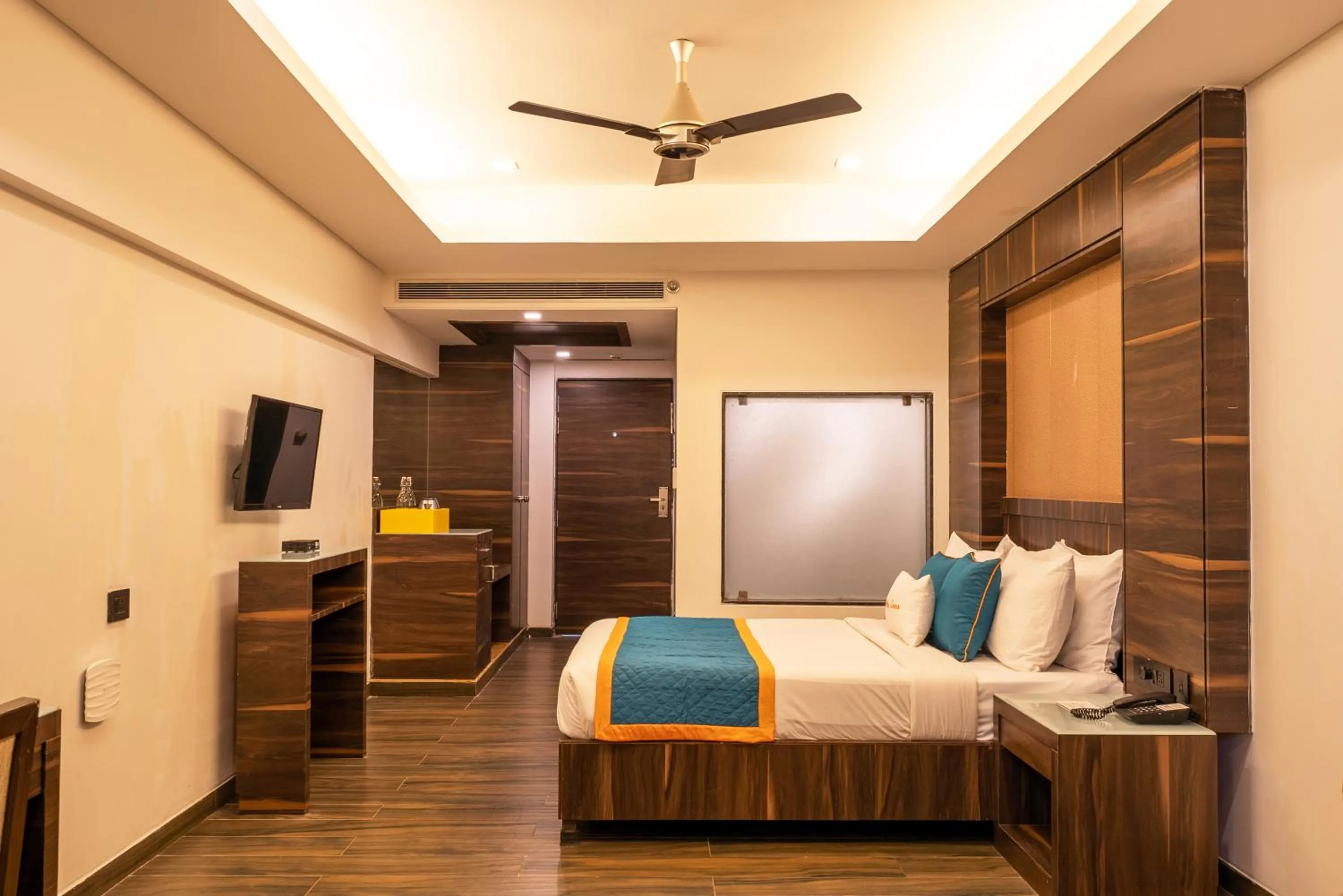TV and multimedia, Bed in Zone Connect by The Park Parra Goa